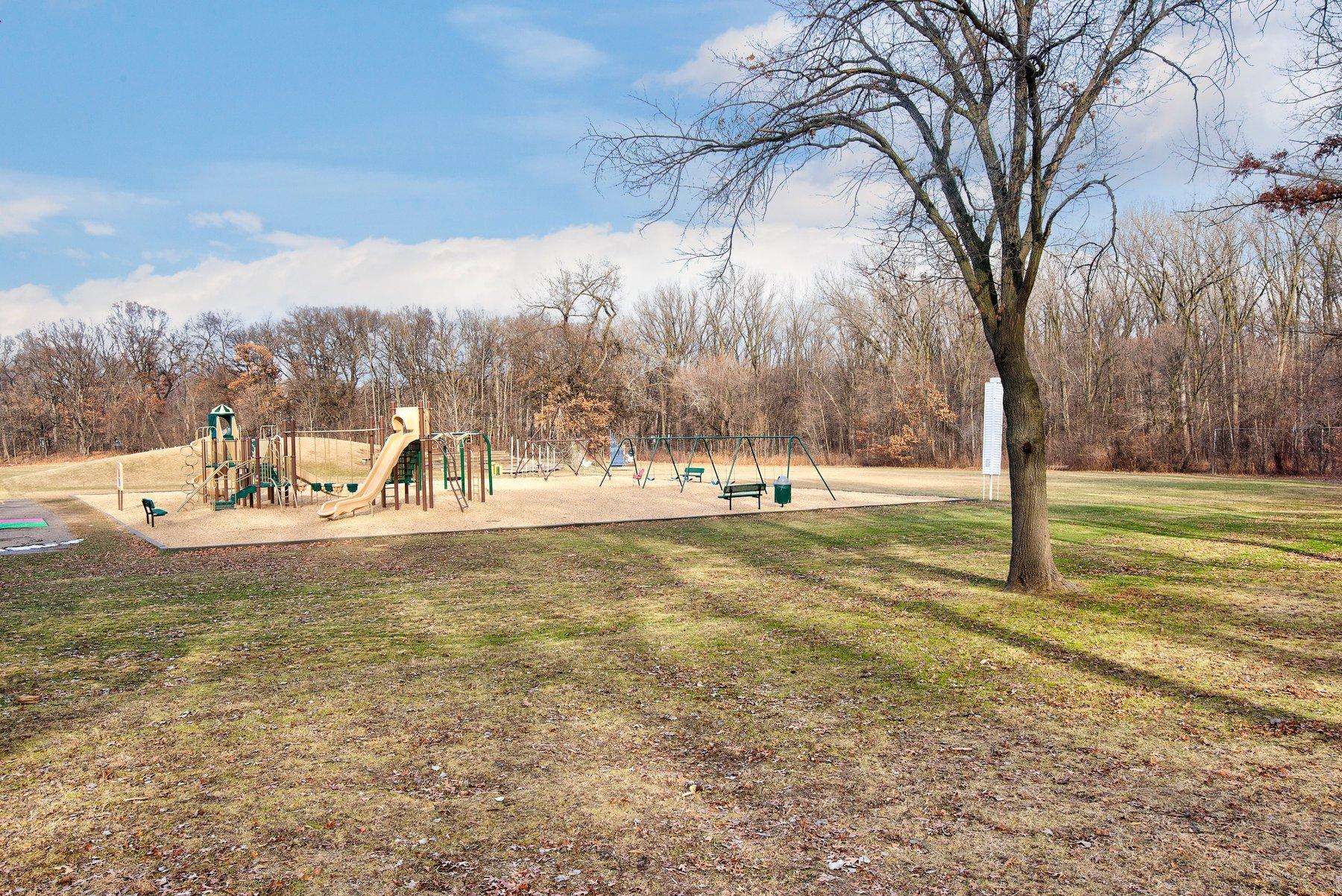View of Residential at 1523 Trellis Lane, West Saint Paul MN 55118, West Saint Paul (24 of 26) - Mike Wilen | Minnesota Team Real Estate
