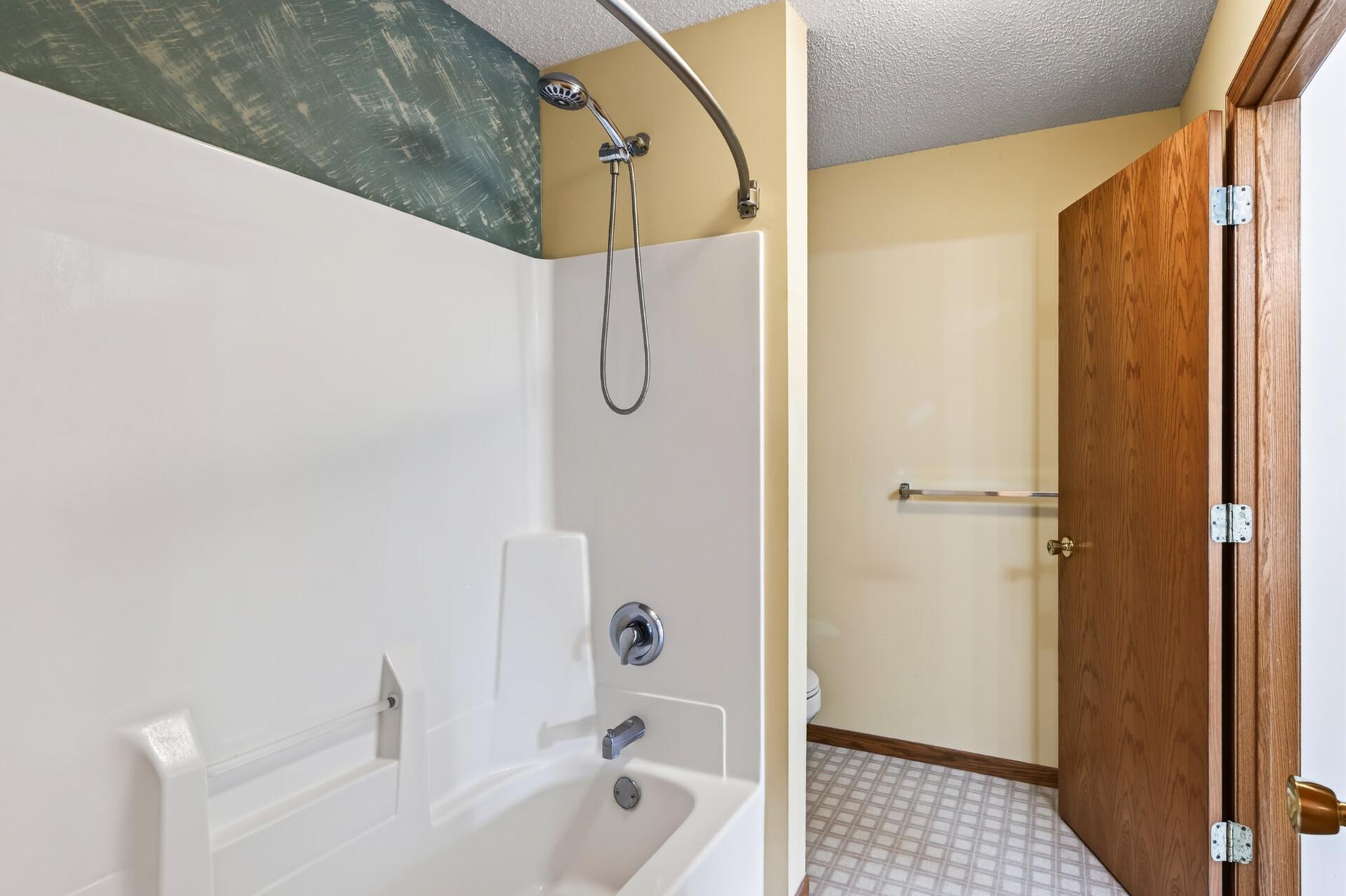 View of Residential at 1012 Heldt Street, Chaska MN 55318, Chaska (13 of 18) - Mike Wilen | Minnesota Team Real Estate