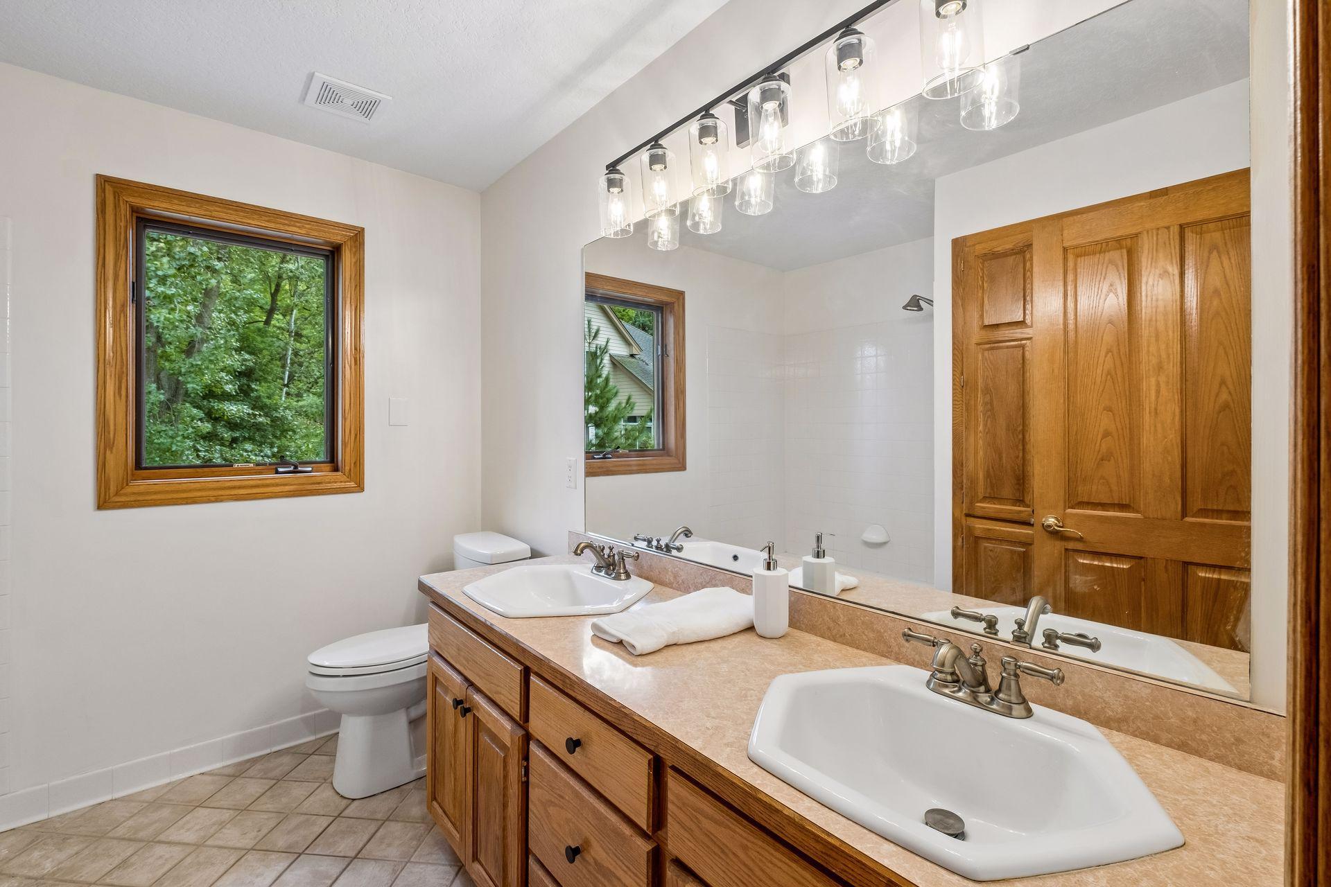 View of Residential at 4172 Cashell Glen, Eagan MN 55122, Eagan (23 of 59) - Mike Wilen | Minnesota Team Real Estate