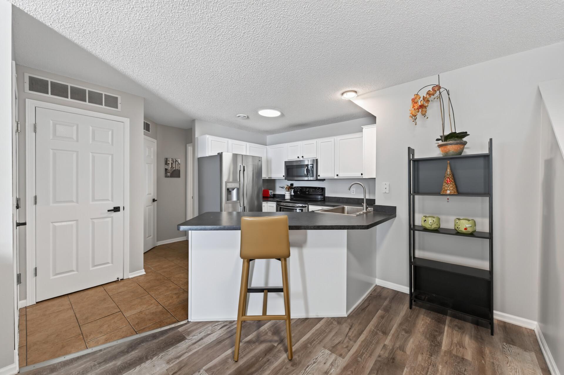 View of Residential at 8630 Quarry Ridge Lane #H, Woodbury MN 55125, Woodbury (15 of 29) - Mike Wilen | Minnesota Team Real Estate