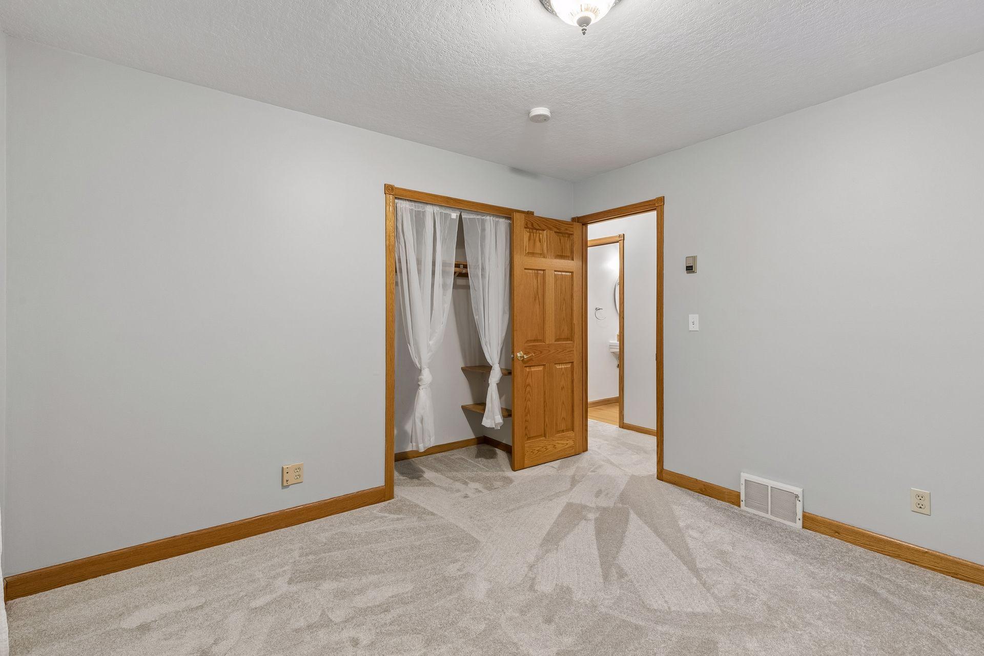 View of Residential at 20635 Hughes Avenue, Lakeville MN 55044, Lakeville (7 of 34) - Mike Wilen | Minnesota Team Real Estate