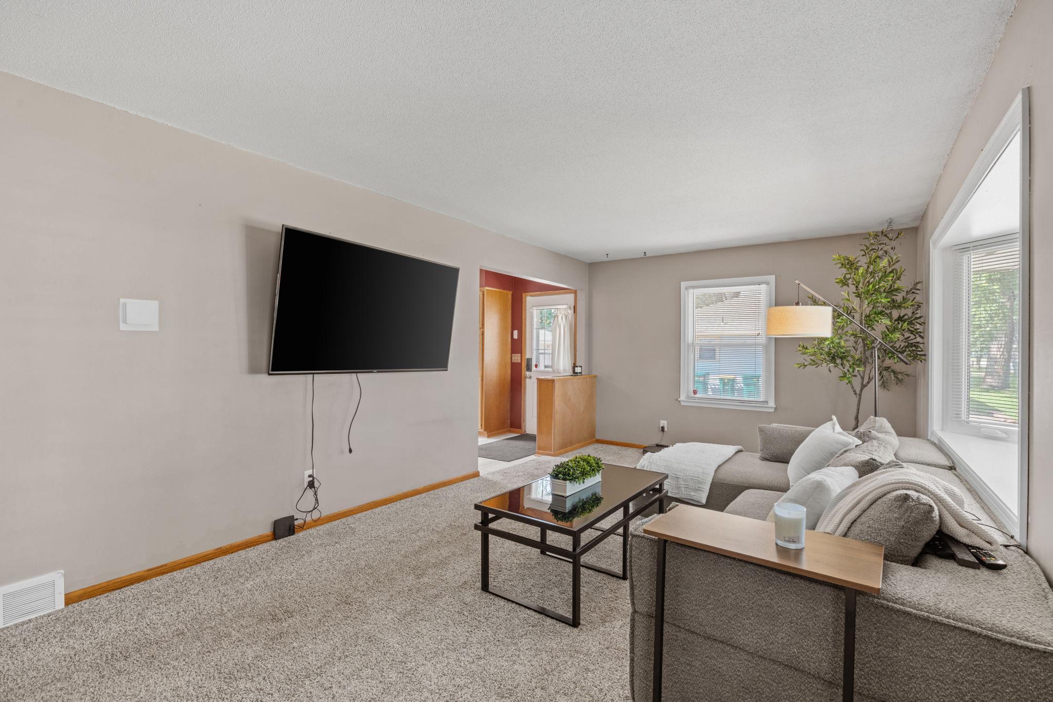 View of Residential at 8730 Portland Avenue, Bloomington MN 55420, Bloomington (4 of 31) - Mike Wilen | Minnesota Team Real Estate