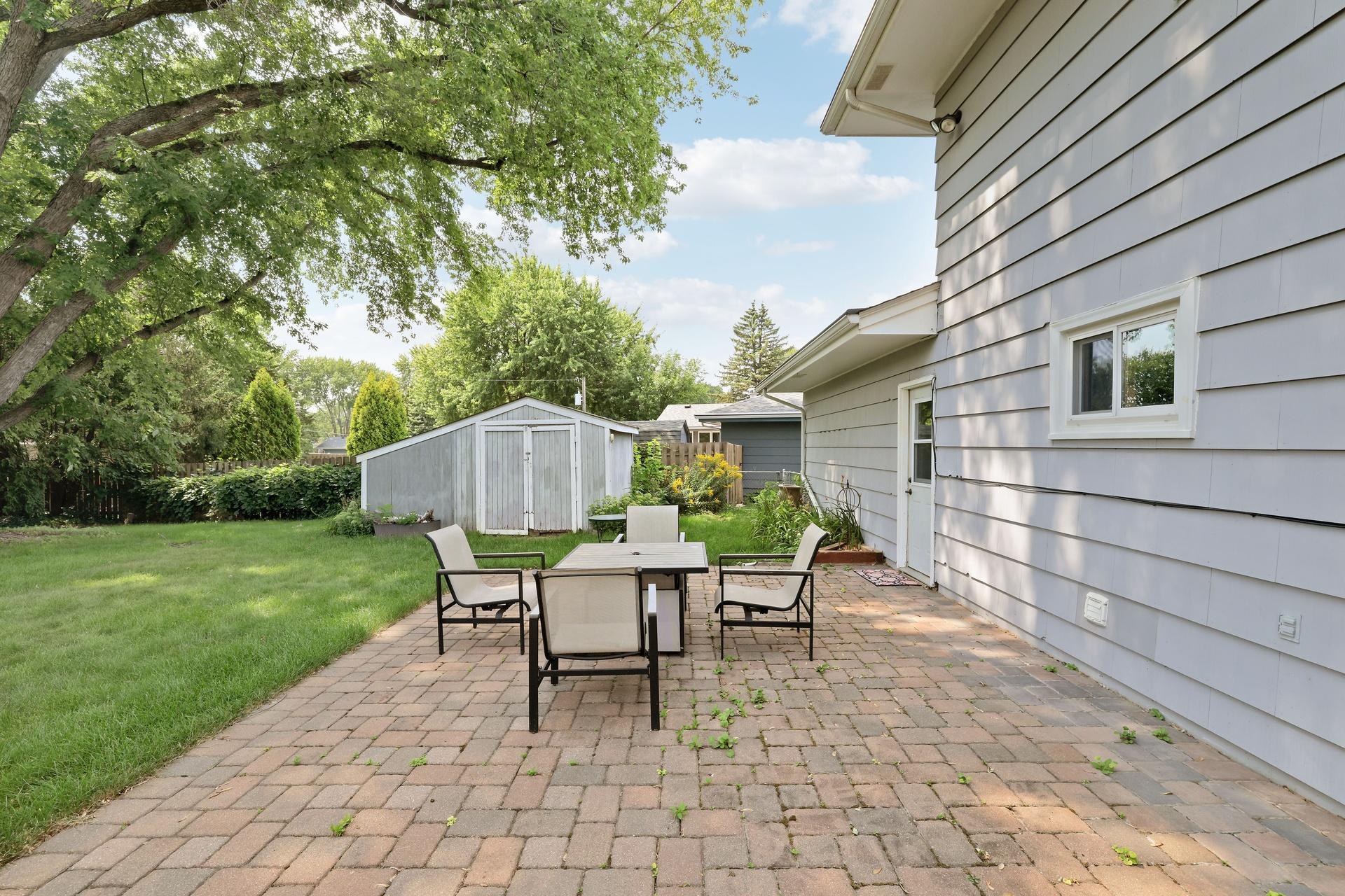 View of Residential at 4541 Heritage Hills Circle, Bloomington MN 55437, Bloomington (35 of 41) - Mike Wilen | Minnesota Team Real Estate