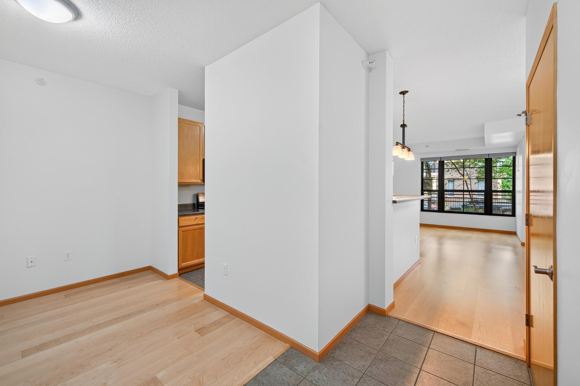 View of Residential at 2565 Franklin Avenue #102, Saint Paul MN 55114, Saint Paul (25 of 34) - Mike Wilen | Minnesota Team Real Estate