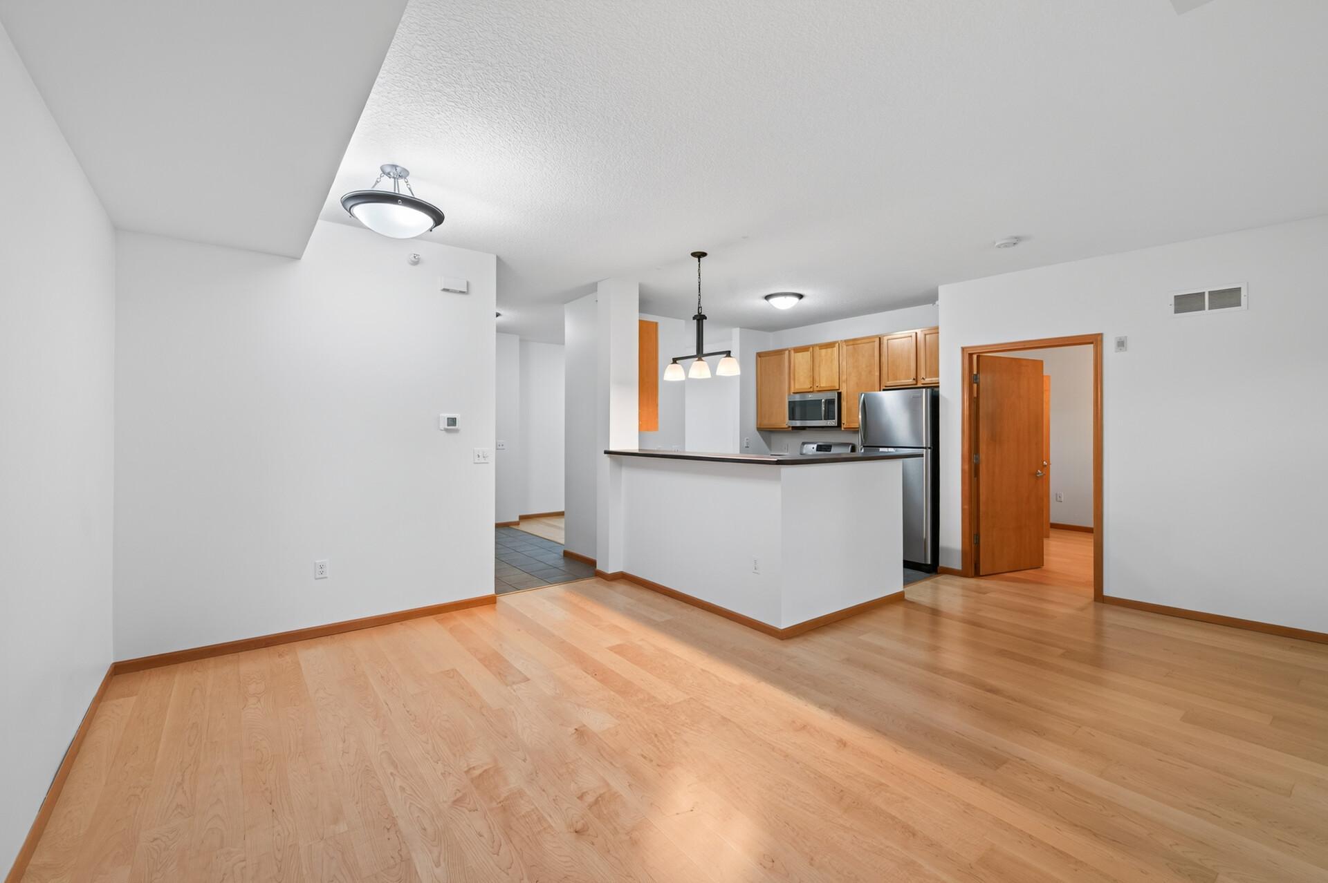 View of Residential at 2565 Franklin Avenue #102, Saint Paul MN 55114, Saint Paul (6 of 34) - Mike Wilen | Minnesota Team Real Estate