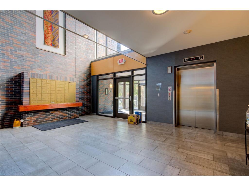 View of Residential at 2565 Franklin Avenue #102, Saint Paul MN 55114, Saint Paul (30 of 34) - Mike Wilen | Minnesota Team Real Estate