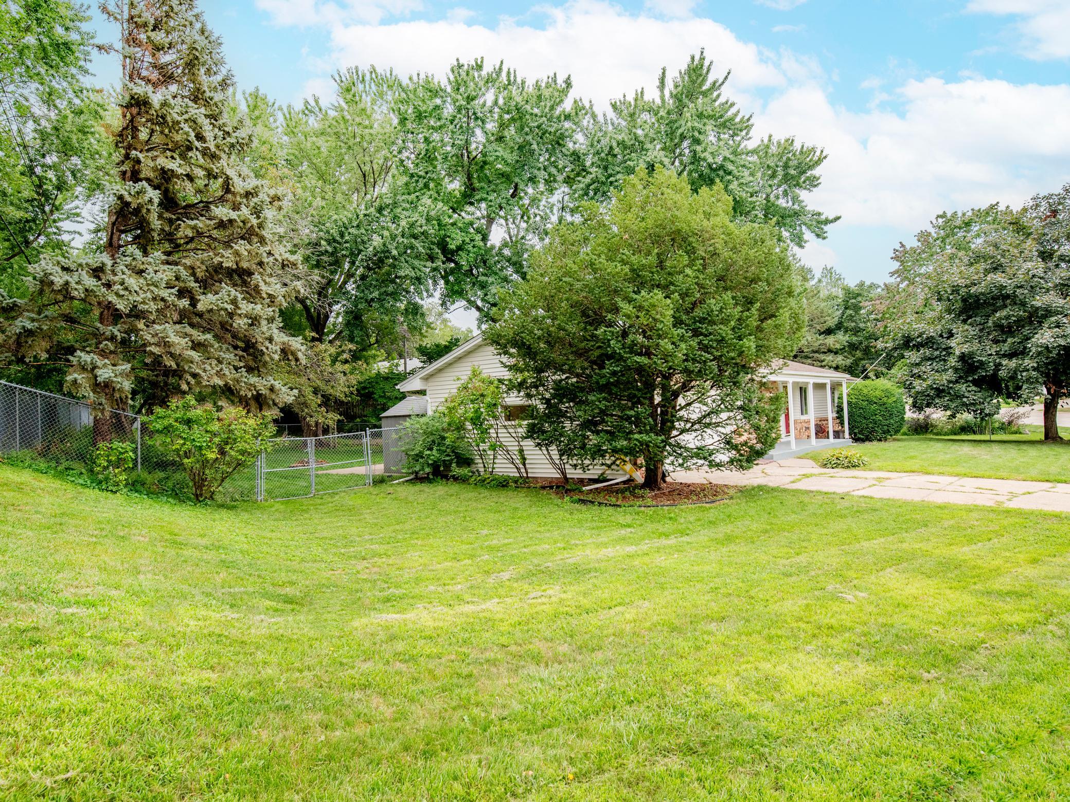 View of Residential at 1801 River Hills Drive, Burnsville MN 55337, Burnsville (41 of 50) - Mike Wilen | Minnesota Team Real Estate