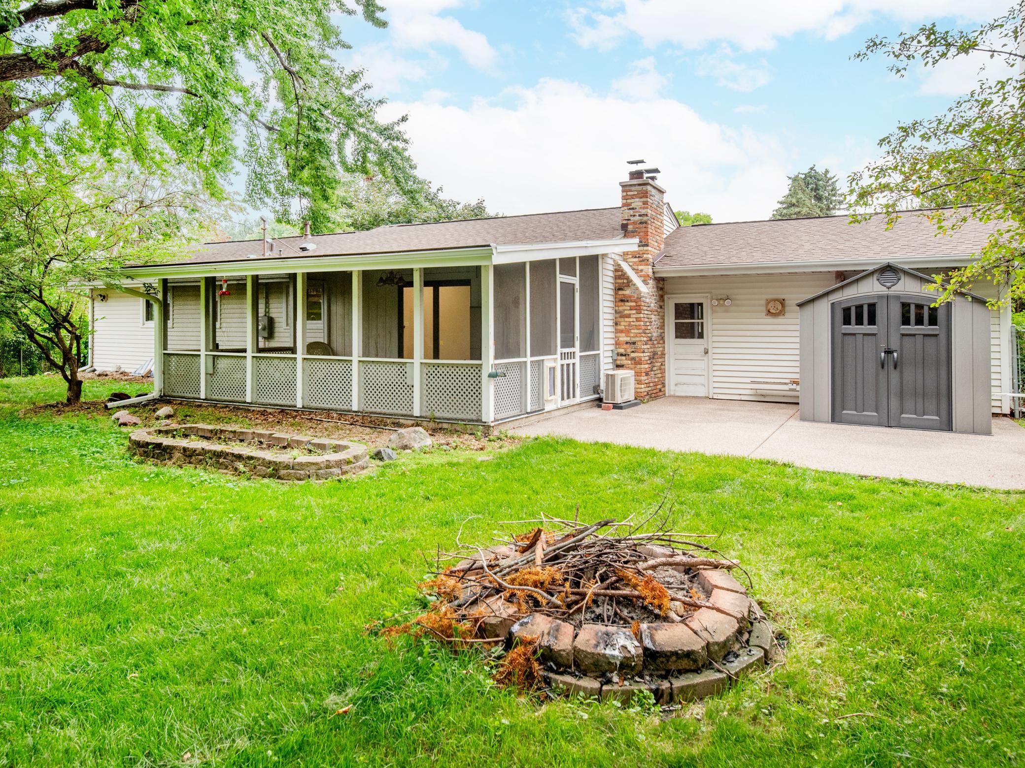 View of Residential at 1801 River Hills Drive, Burnsville MN 55337, Burnsville (37 of 50) - Mike Wilen | Minnesota Team Real Estate
