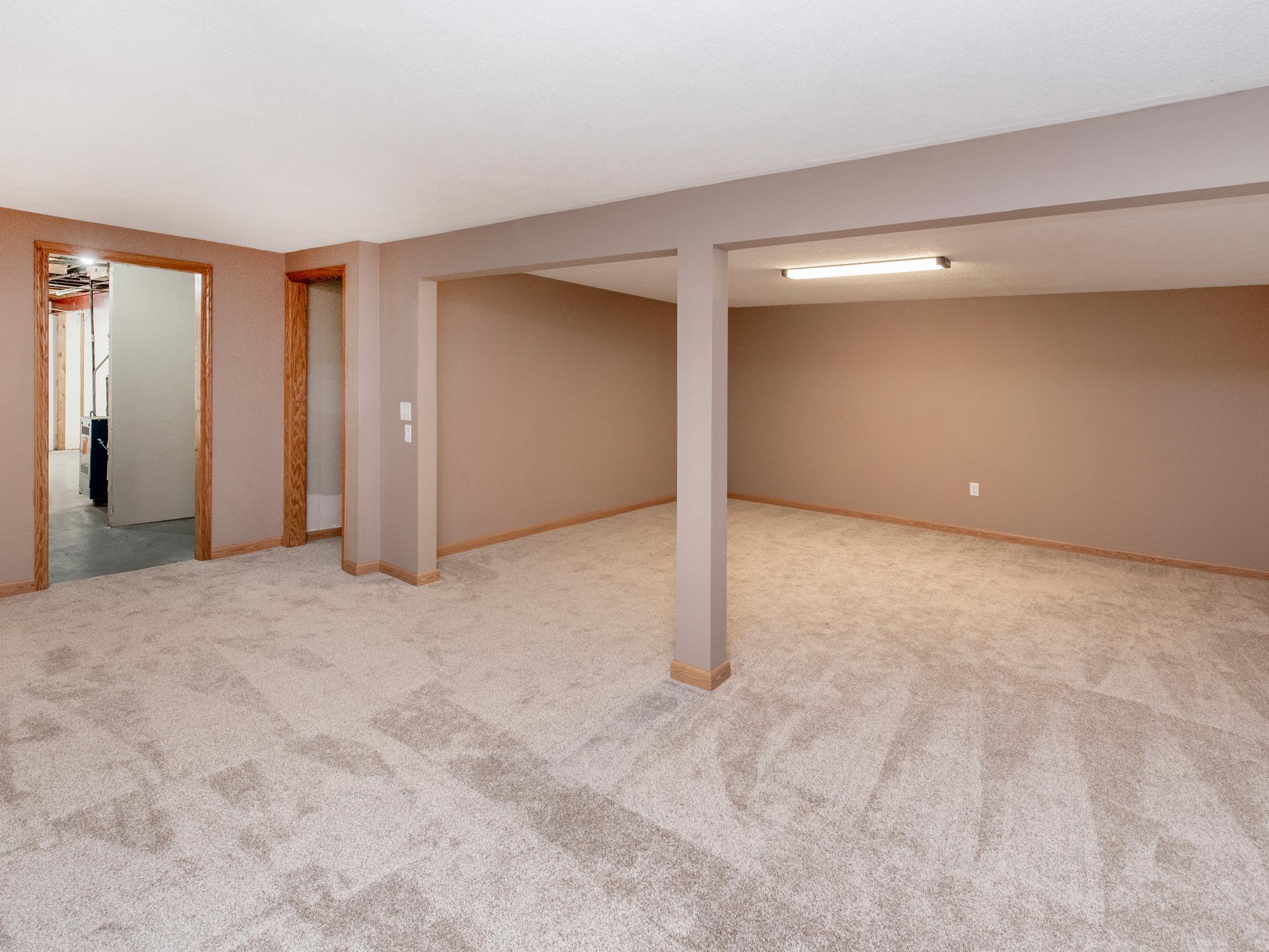 View of Residential at 1801 River Hills Drive, Burnsville MN 55337, Burnsville (23 of 50) - Mike Wilen | Minnesota Team Real Estate