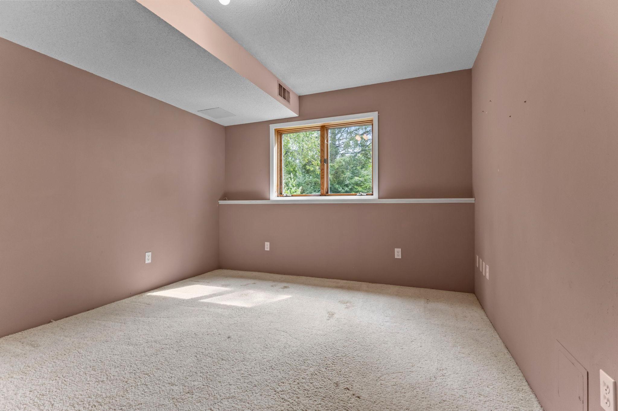 View of Residential at 4526 137th Street, Apple Valley MN 55124, Apple Valley (42 of 68) - Mike Wilen | Minnesota Team Real Estate