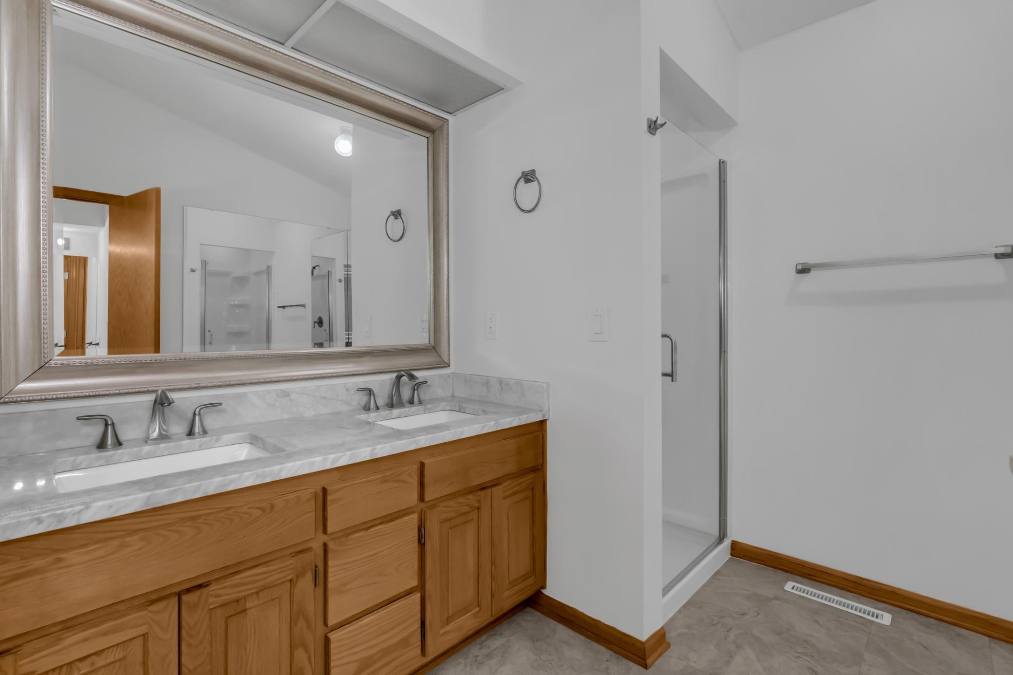 View of Residential at 12973 Eastview Court, Apple Valley MN 55124, Apple Valley (23 of 39) - Mike Wilen | Minnesota Team Real Estate