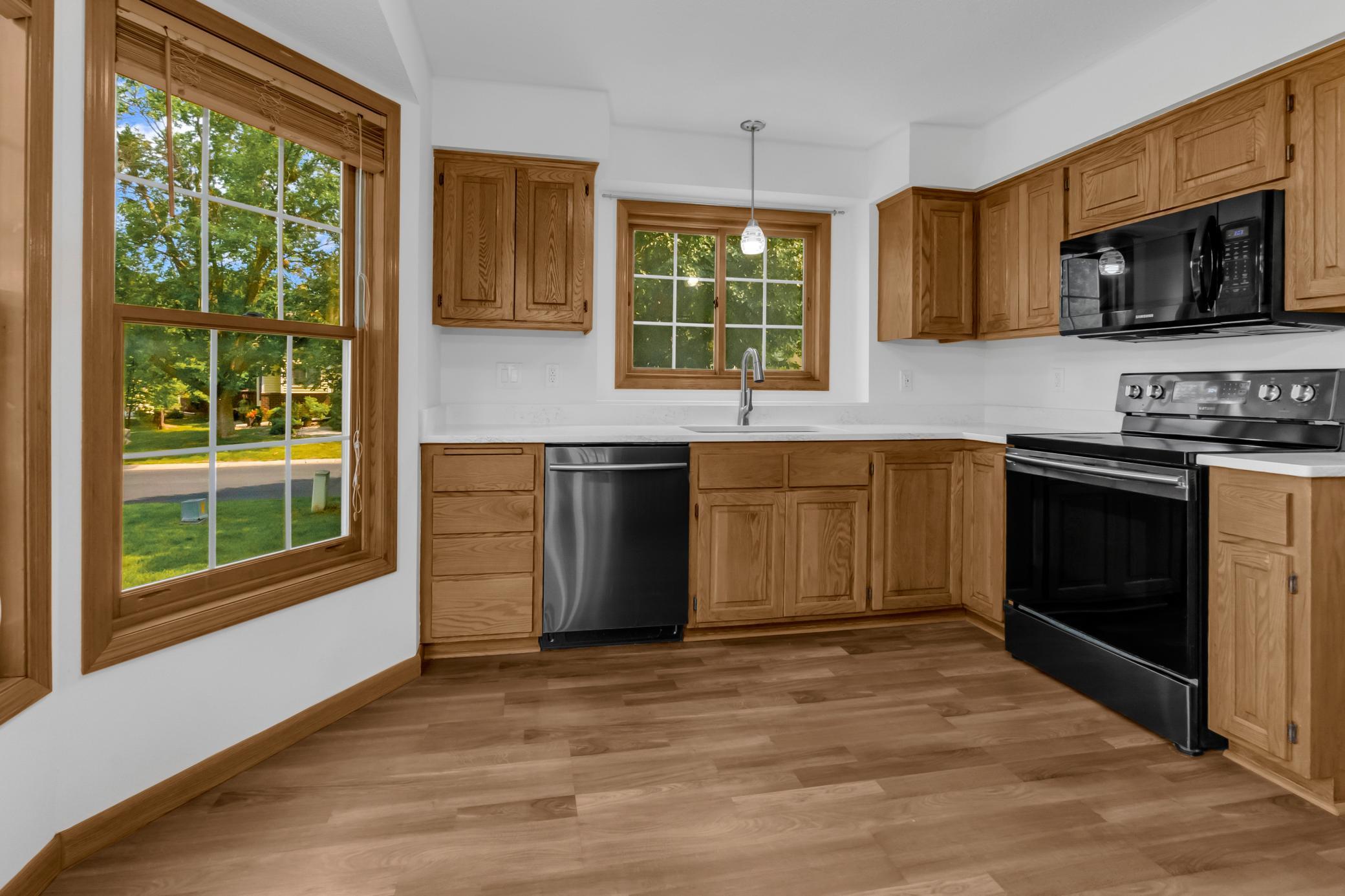 View of Residential at 12973 Eastview Court, Apple Valley MN 55124, Apple Valley (14 of 39) - Mike Wilen | Minnesota Team Real Estate