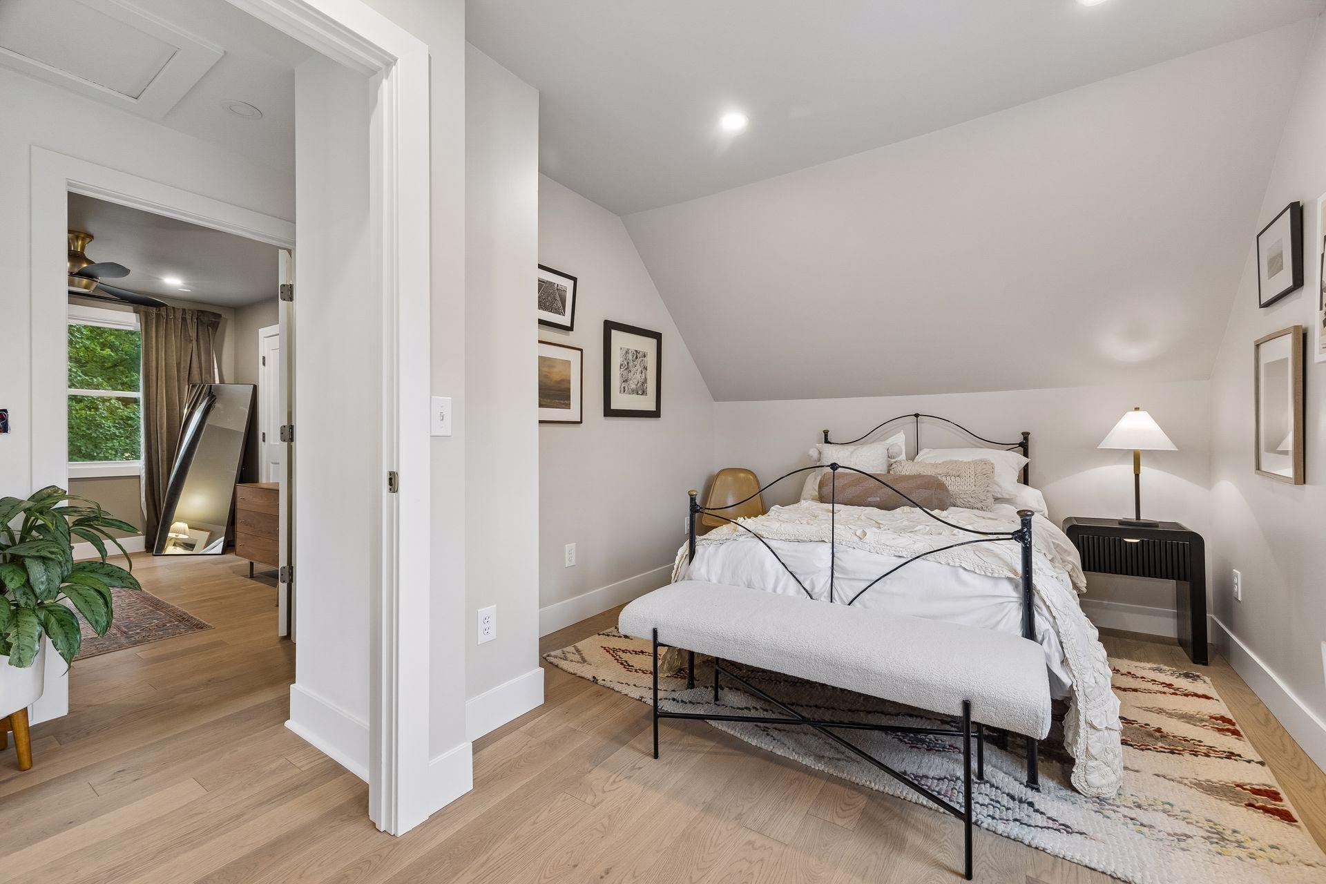 View of Residential at 41 Oliver Avenue, Minneapolis MN 55405, Minneapolis (33 of 50) - Mike Wilen | Minnesota Team Real Estate
