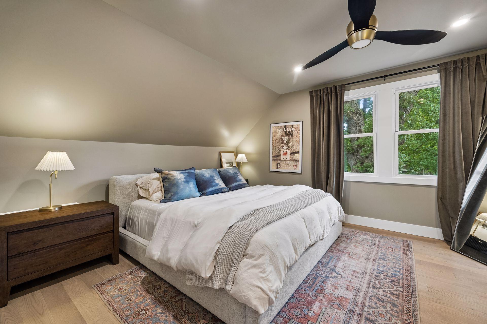 View of Residential at 41 Oliver Avenue, Minneapolis MN 55405, Minneapolis (28 of 50) - Mike Wilen | Minnesota Team Real Estate