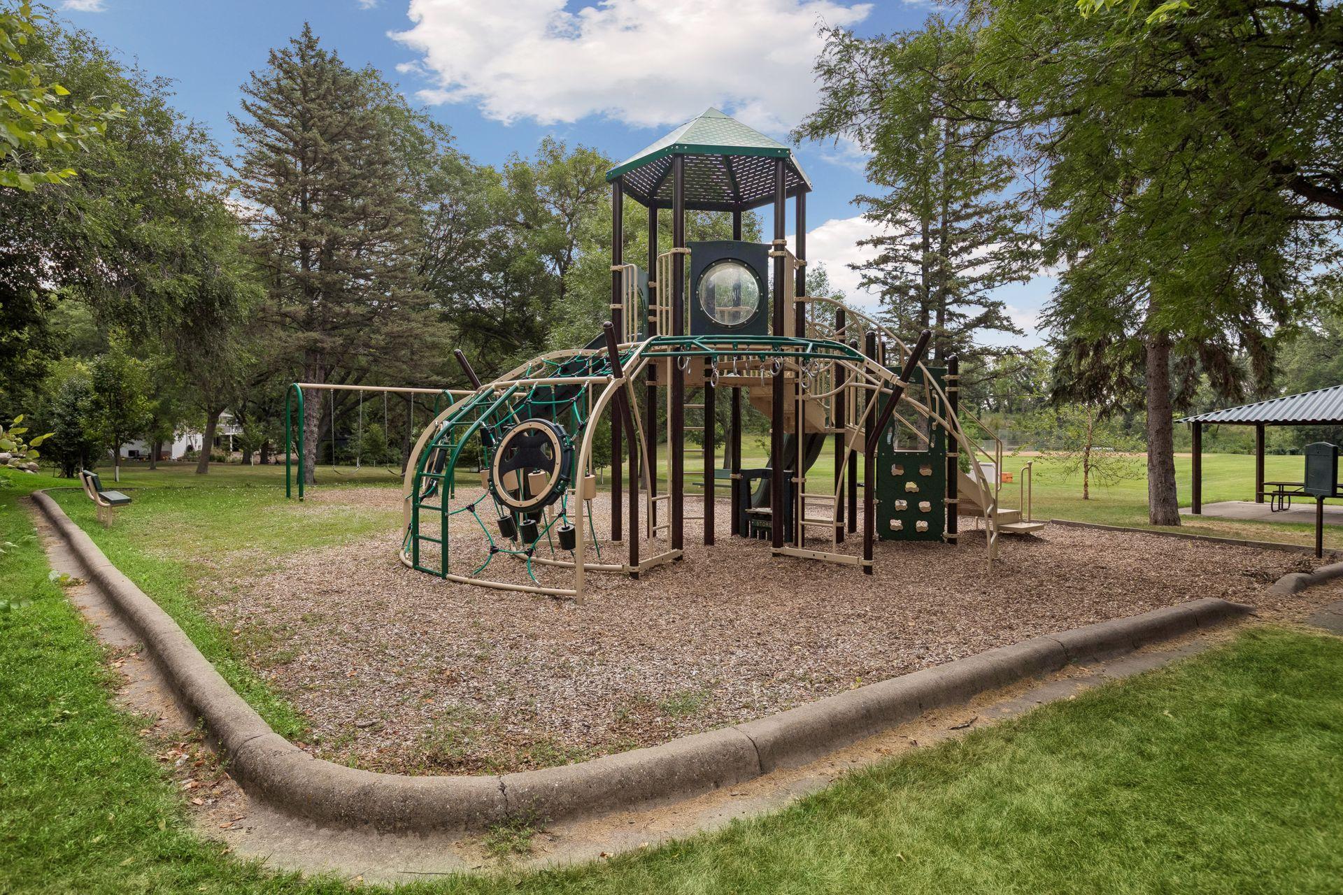 View of Residential at 4021 39th Street, Saint Louis Park MN 55416, Saint Louis Park (60 of 66) - Mike Wilen | Minnesota Team Real Estate