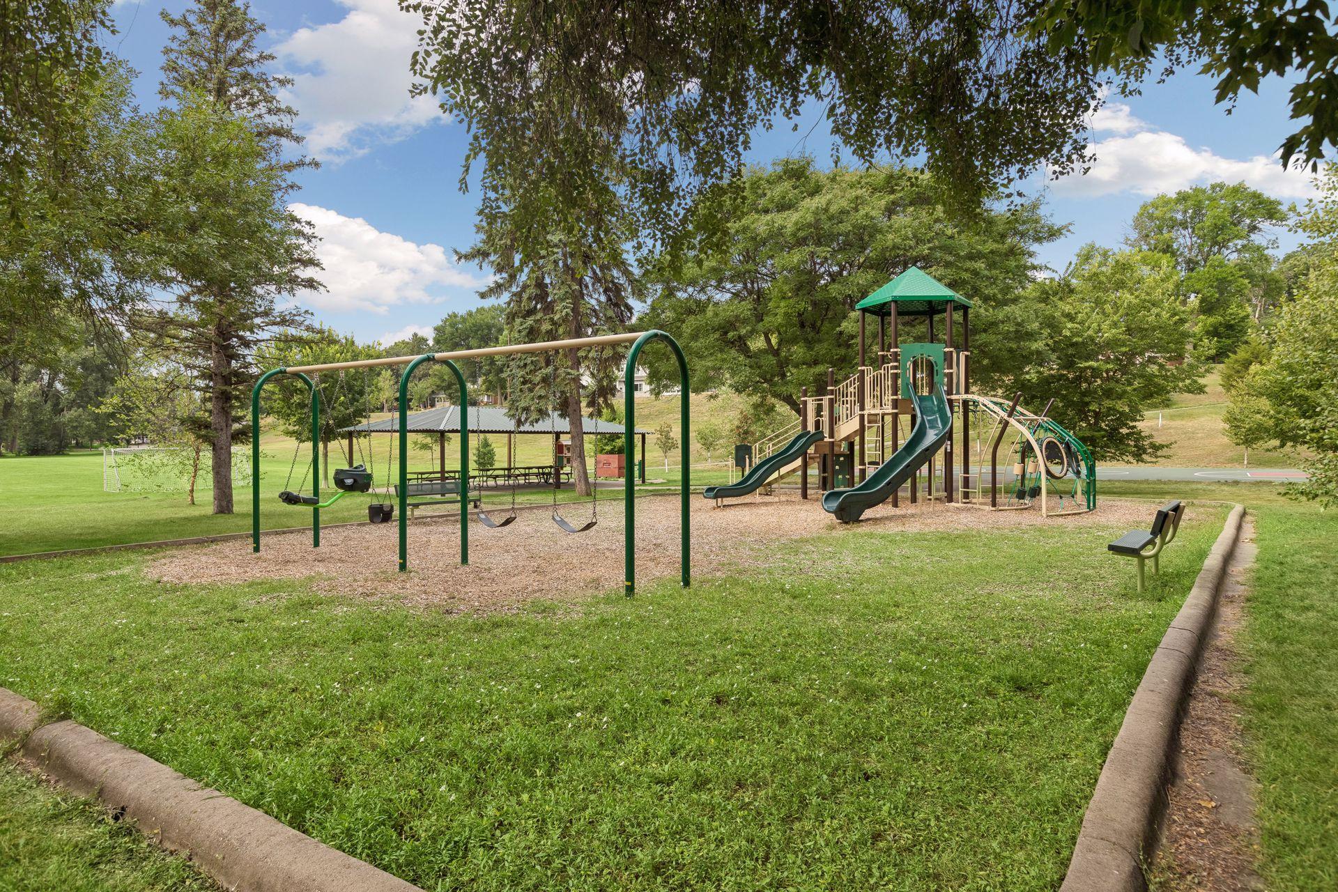 View of Residential at 4021 39th Street, Saint Louis Park MN 55416, Saint Louis Park (59 of 66) - Mike Wilen | Minnesota Team Real Estate