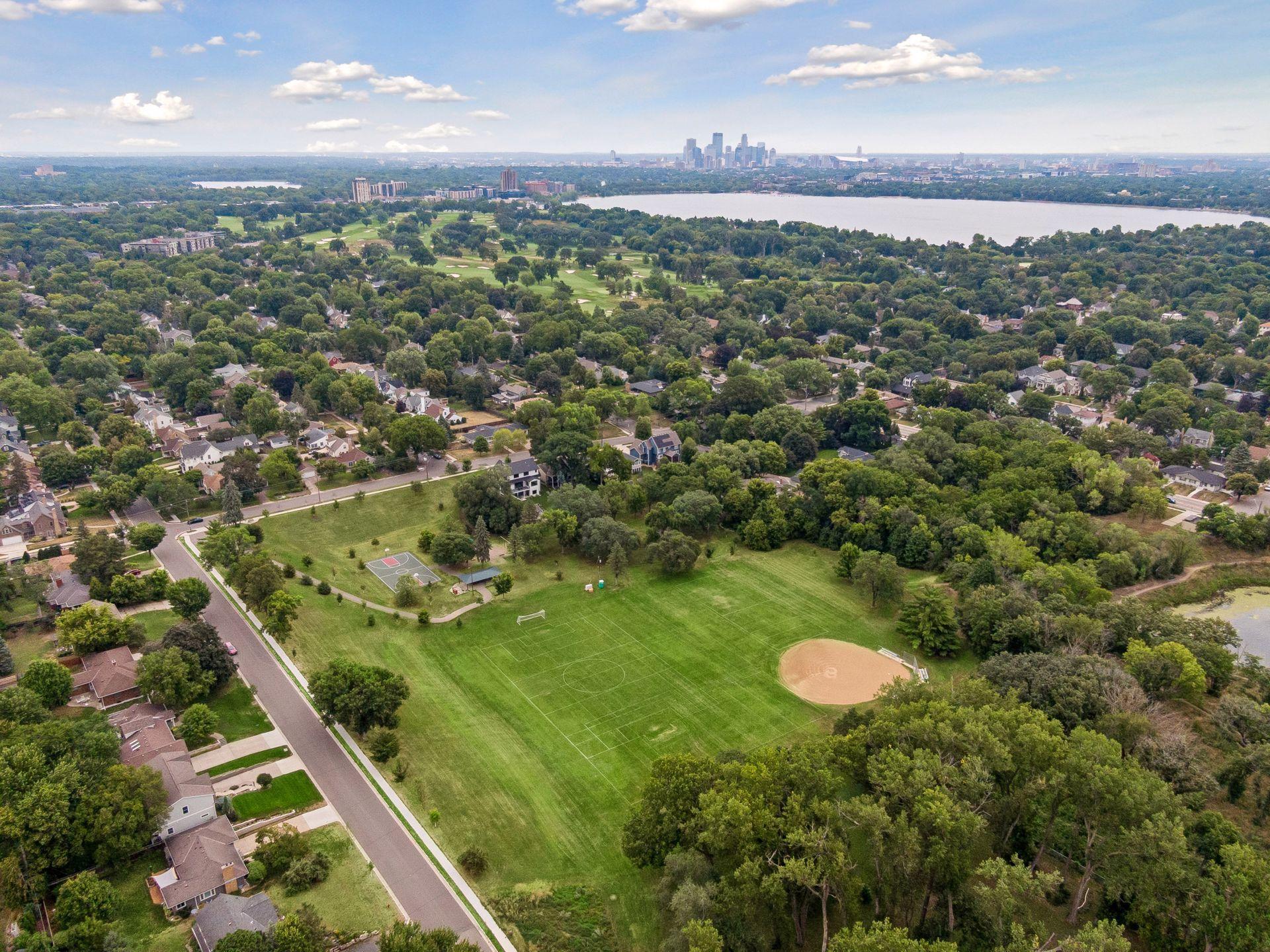 View of Residential at 4021 39th Street, Saint Louis Park MN 55416, Saint Louis Park (65 of 66) - Mike Wilen | Minnesota Team Real Estate