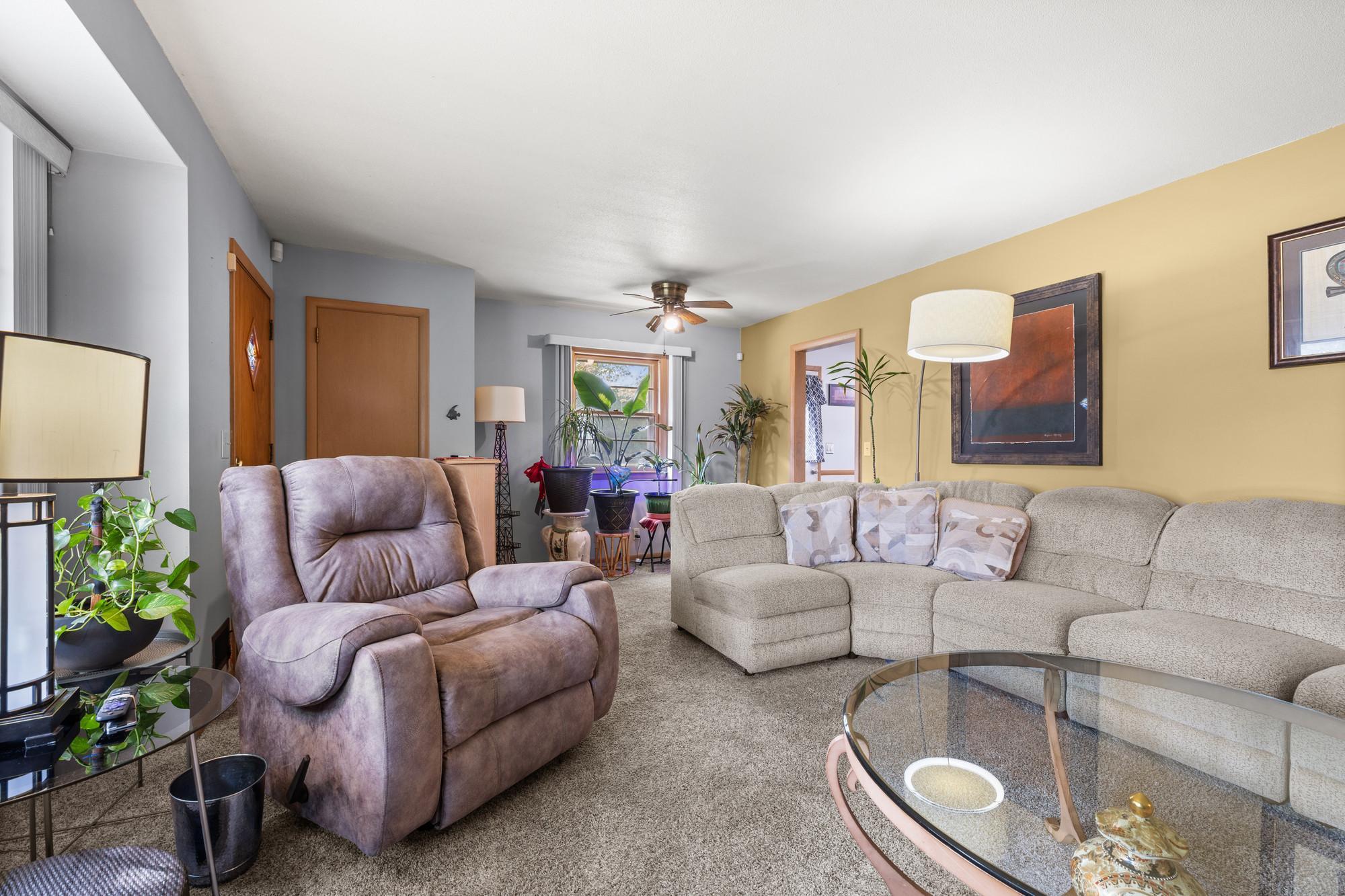 View of Residential at 6701 Regent Avenue, Brooklyn Center MN 55429, Brooklyn Center (5 of 40) - Mike Wilen | Minnesota Team Real Estate
