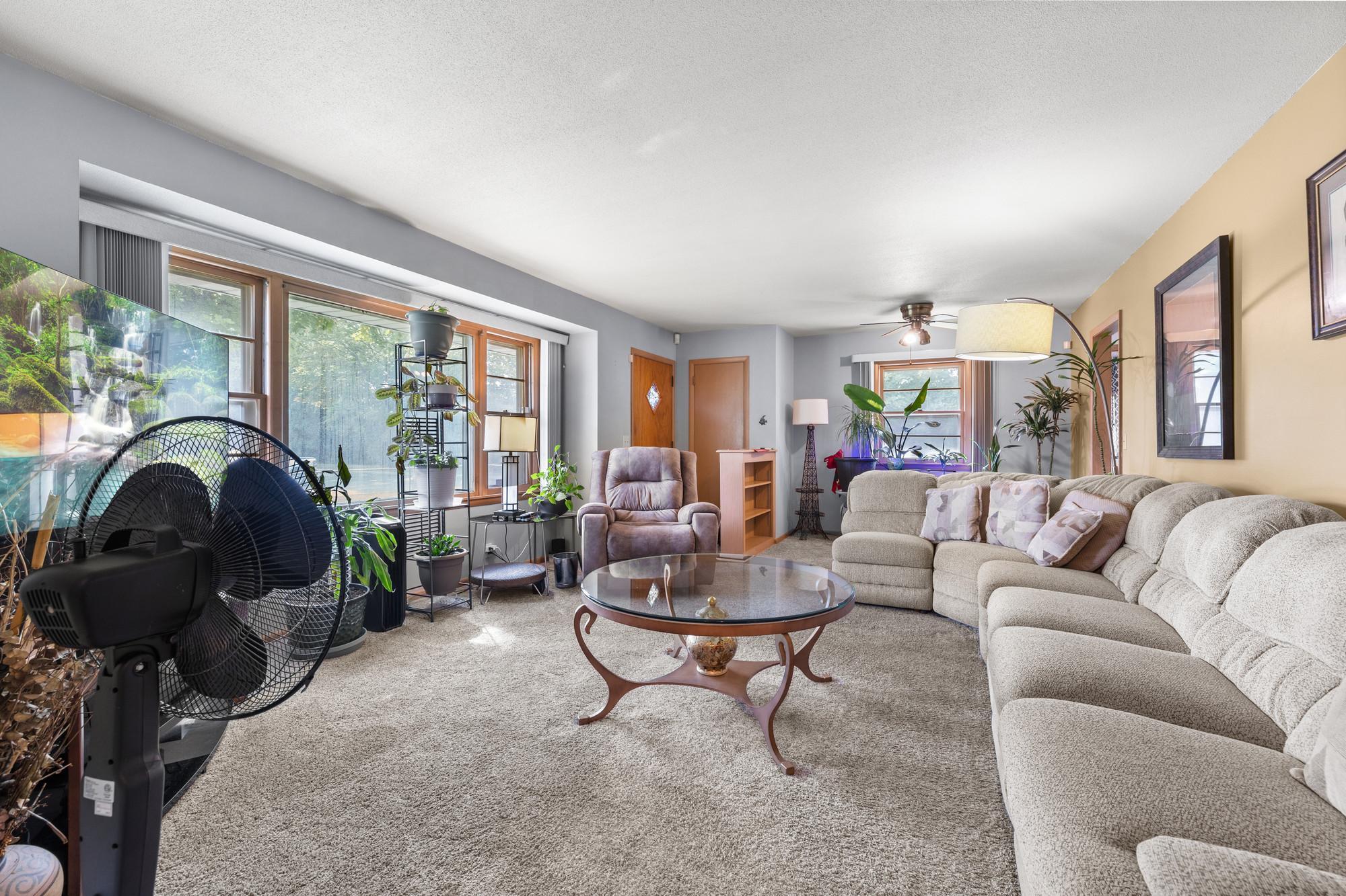 View of Residential at 6701 Regent Avenue, Brooklyn Center MN 55429, Brooklyn Center (4 of 40) - Mike Wilen | Minnesota Team Real Estate