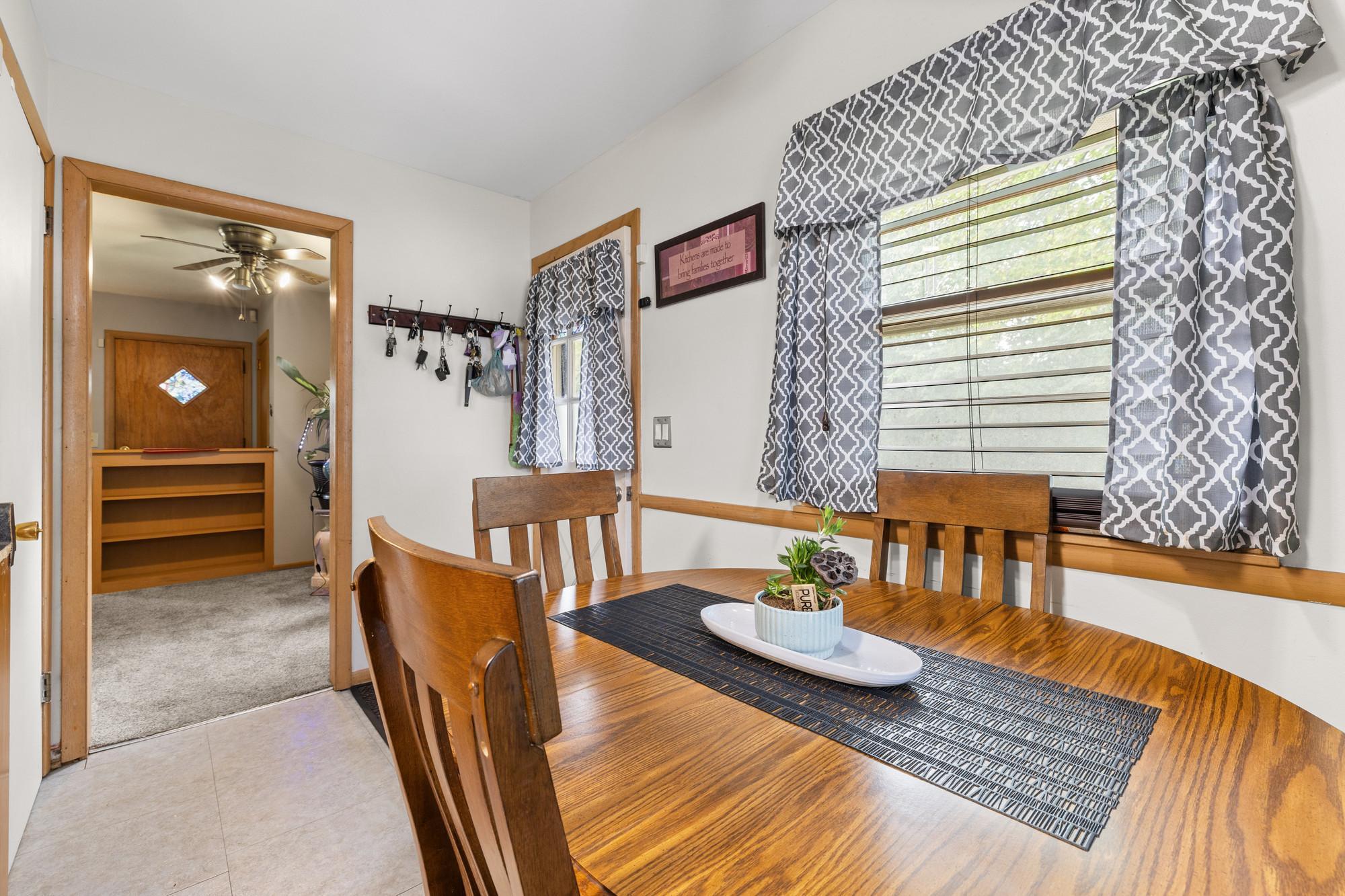 View of Residential at 6701 Regent Avenue, Brooklyn Center MN 55429, Brooklyn Center (9 of 40) - Mike Wilen | Minnesota Team Real Estate