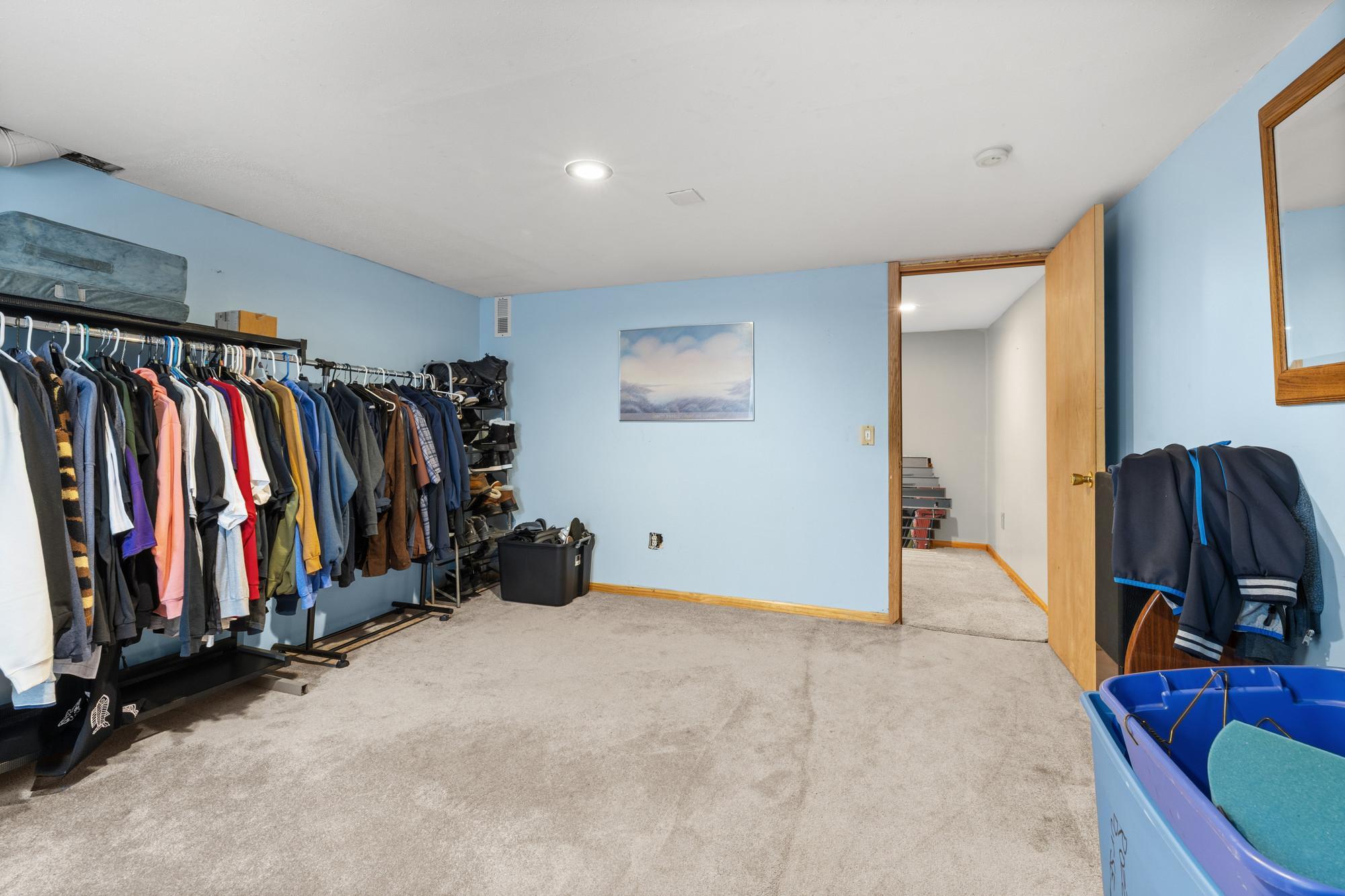 View of Residential at 6701 Regent Avenue, Brooklyn Center MN 55429, Brooklyn Center (29 of 40) - Mike Wilen | Minnesota Team Real Estate