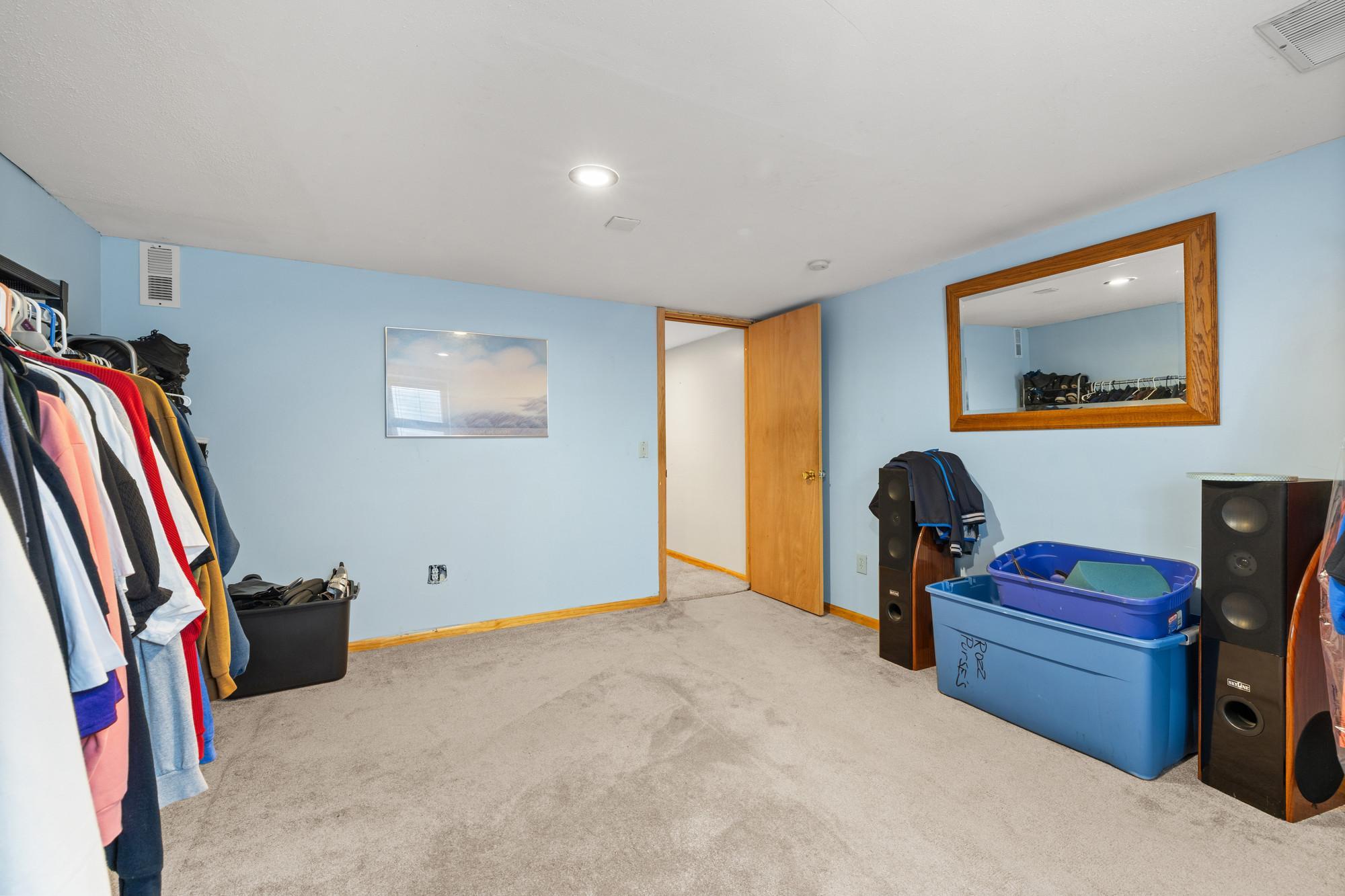 View of Residential at 6701 Regent Avenue, Brooklyn Center MN 55429, Brooklyn Center (28 of 40) - Mike Wilen | Minnesota Team Real Estate