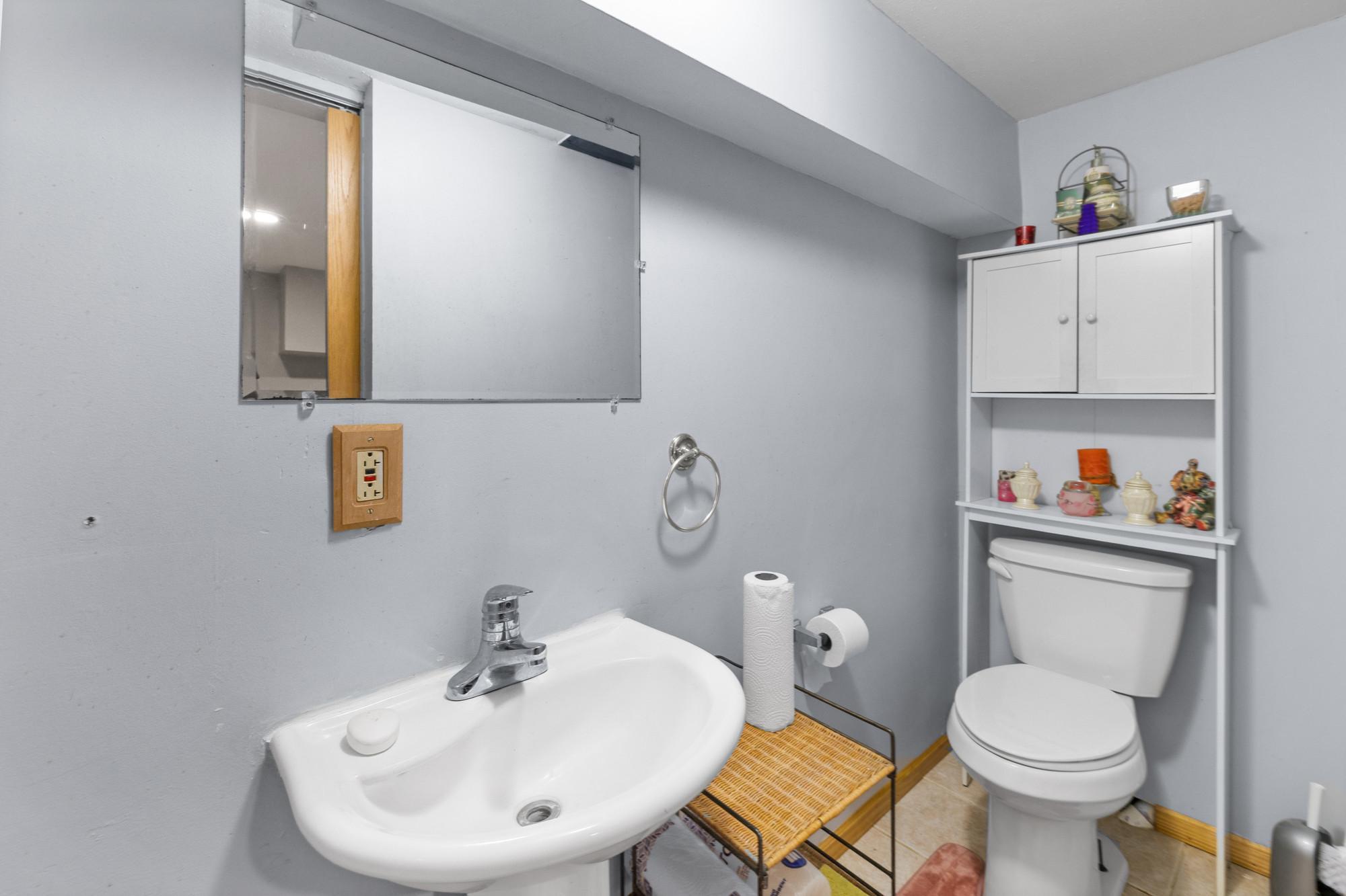 View of Residential at 6701 Regent Avenue, Brooklyn Center MN 55429, Brooklyn Center (26 of 40) - Mike Wilen | Minnesota Team Real Estate
