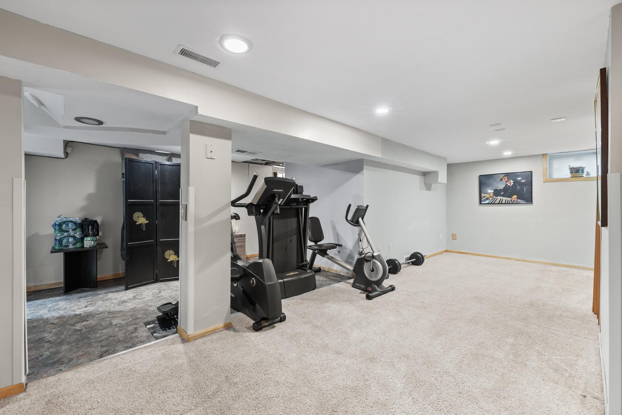 View of Residential at 6701 Regent Avenue, Brooklyn Center MN 55429, Brooklyn Center (23 of 40) - Mike Wilen | Minnesota Team Real Estate