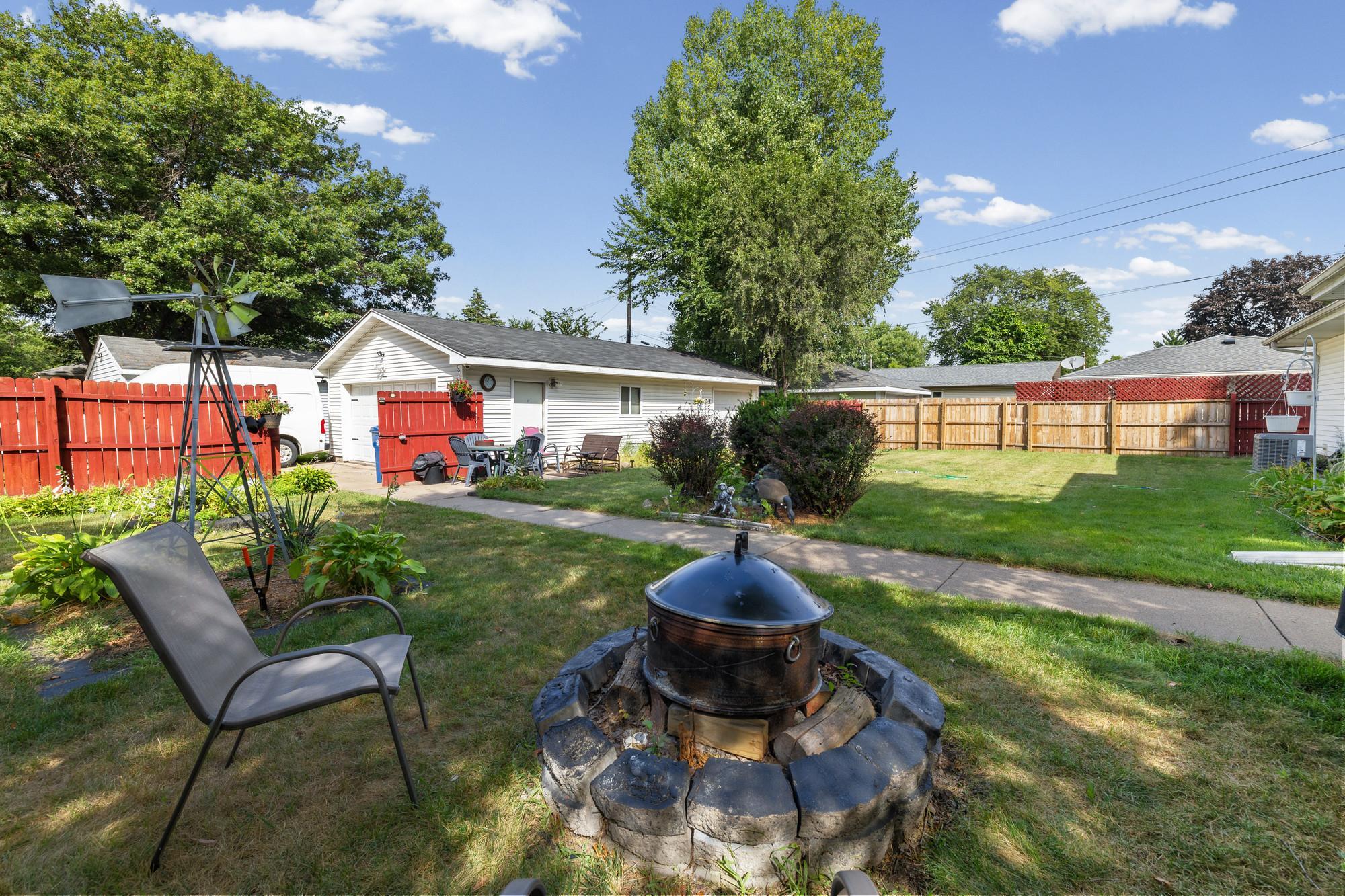 View of Residential at 6701 Regent Avenue, Brooklyn Center MN 55429, Brooklyn Center (32 of 40) - Mike Wilen | Minnesota Team Real Estate