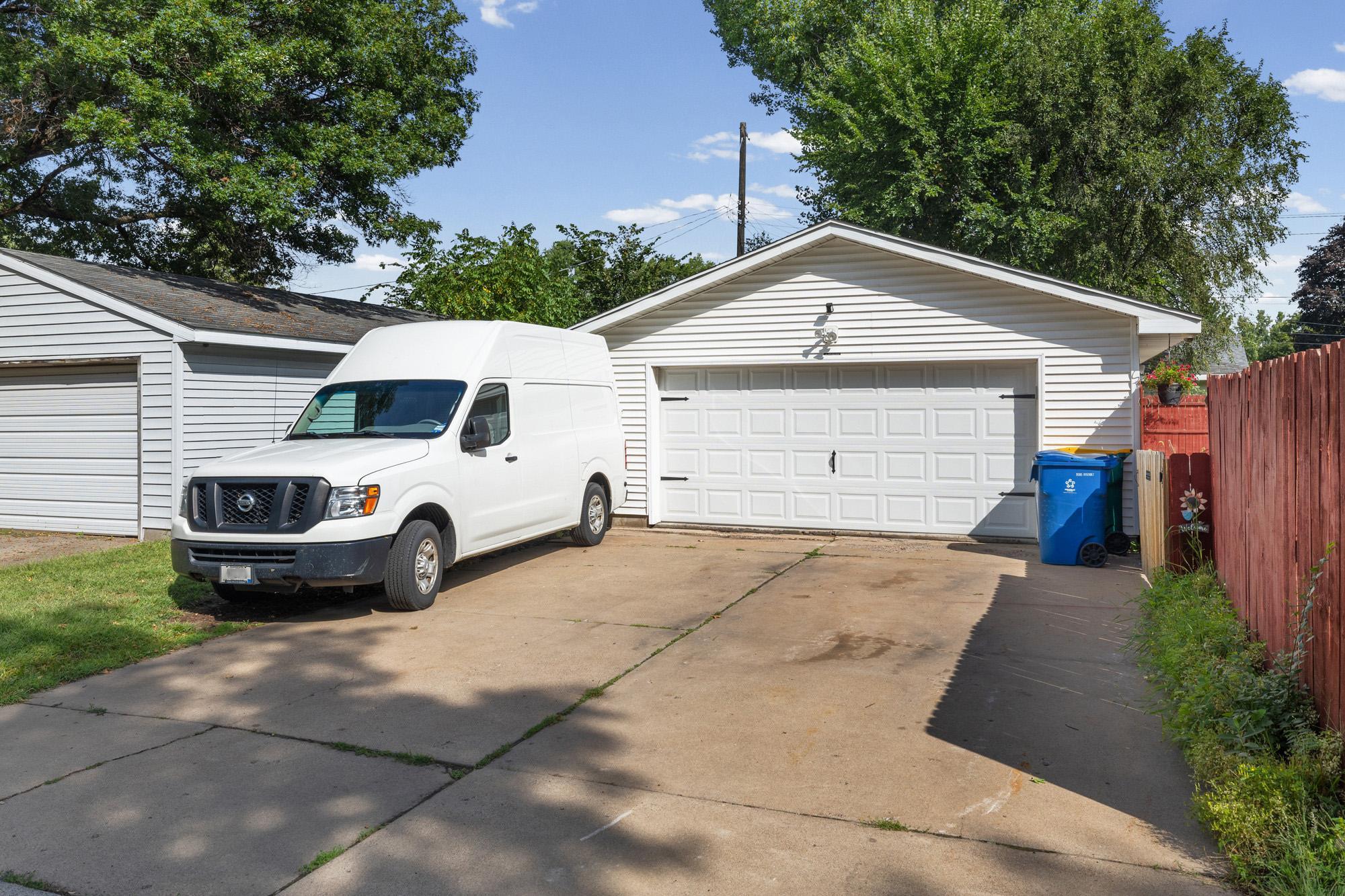 View of Residential at 6701 Regent Avenue, Brooklyn Center MN 55429, Brooklyn Center (36 of 40) - Mike Wilen | Minnesota Team Real Estate