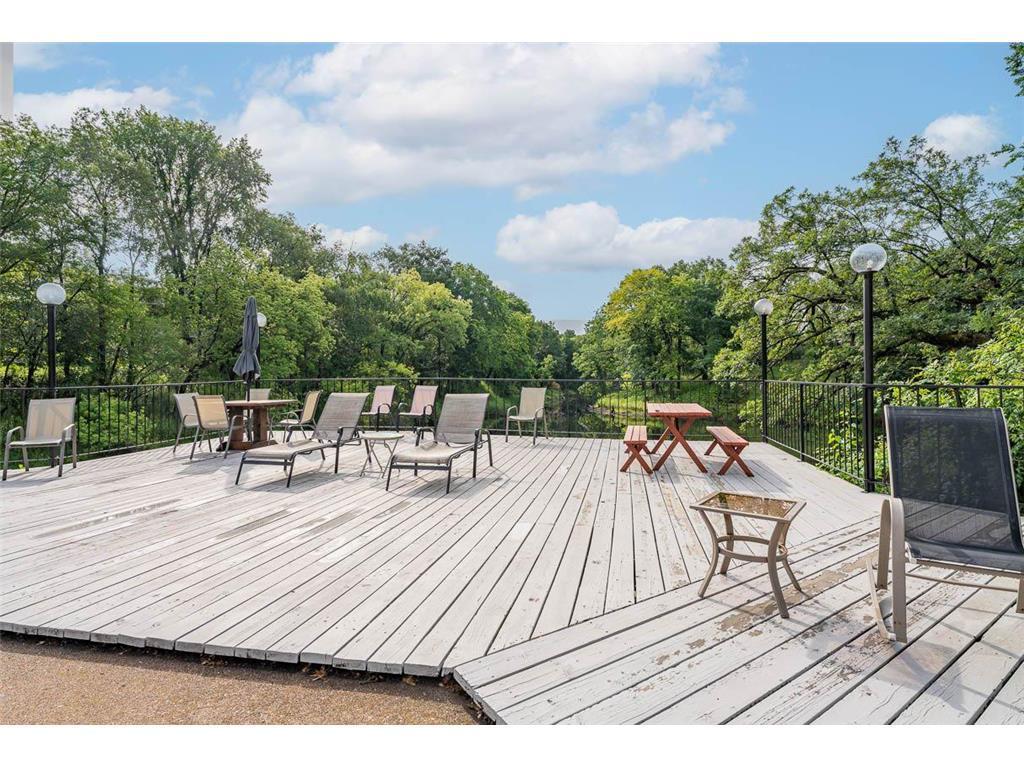 View of Residential at 563 Sterling Street, Maplewood MN 55119, Maplewood (29 of 33) - Mike Wilen | Minnesota Team Real Estate