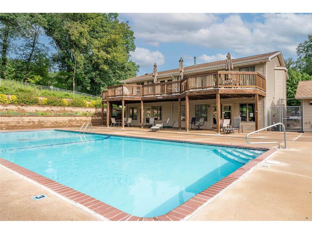 View of Residential at 563 Sterling Street, Maplewood MN 55119, Maplewood (27 of 33) - Mike Wilen | Minnesota Team Real Estate