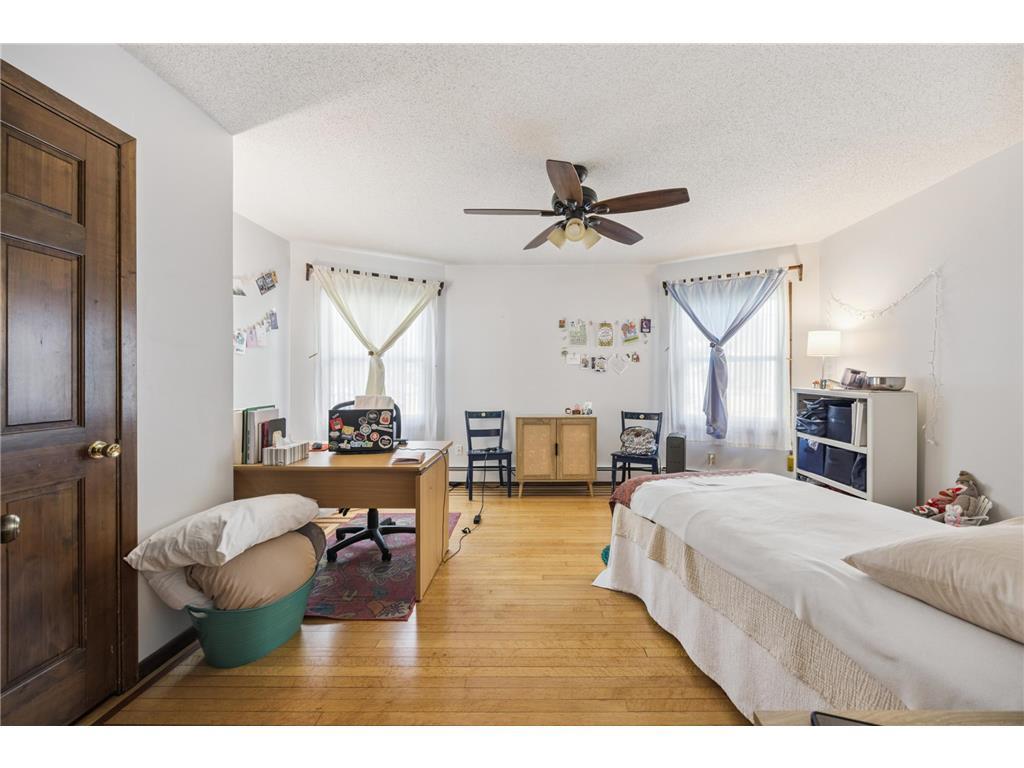 View of Residential Income at 1604 Elliot Avenue, Minneapolis MN 55404, Minneapolis (23 of 26) - Mike Wilen | Minnesota Team Real Estate