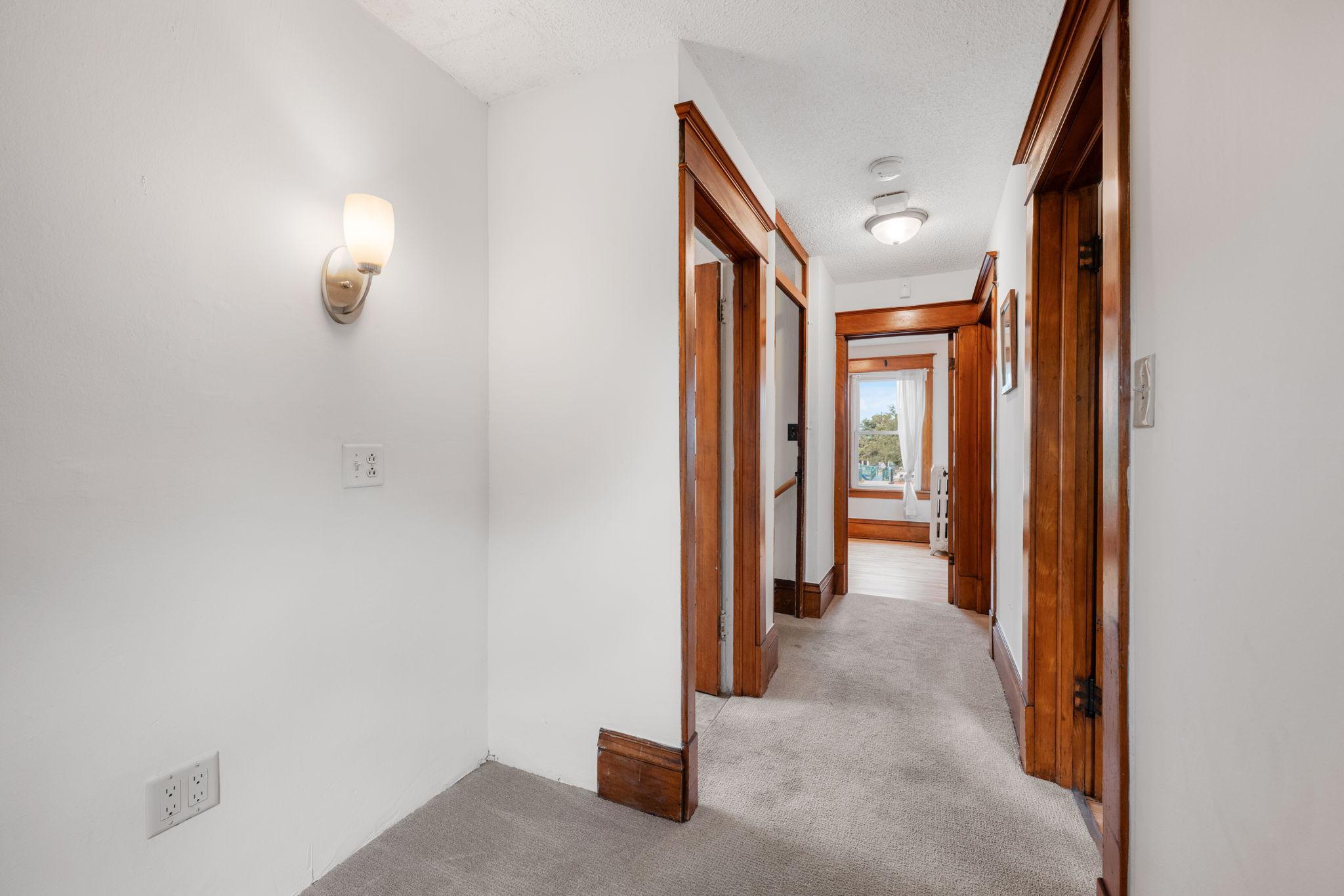 View of Residential at 1557 Lafond Avenue, Saint Paul MN 55104, Saint Paul (32 of 46) - Mike Wilen | Minnesota Team Real Estate