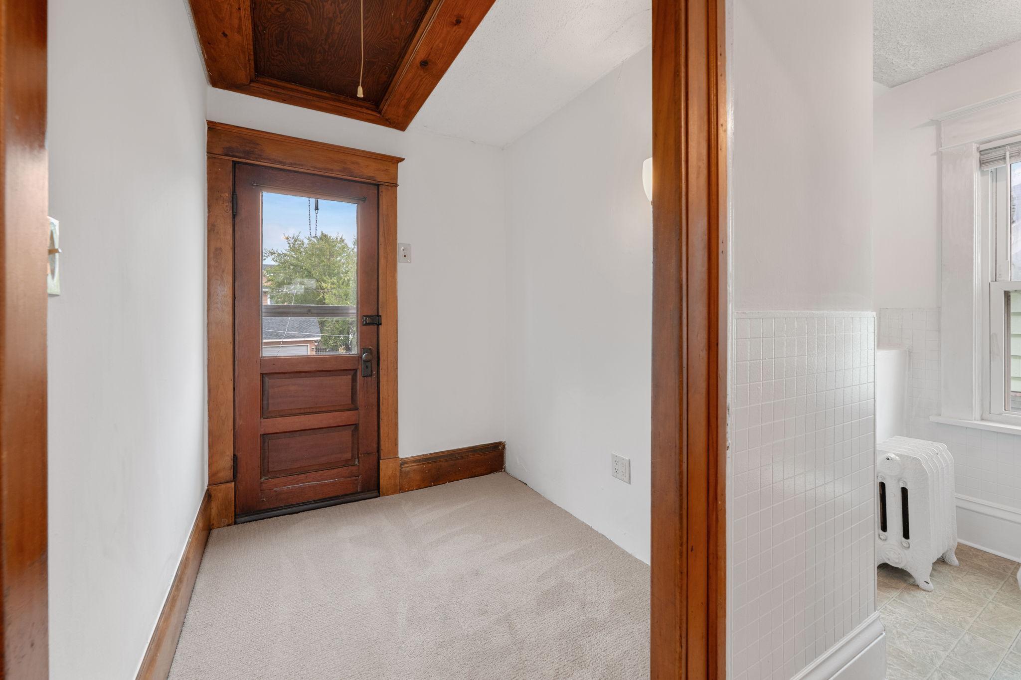 View of Residential at 1557 Lafond Avenue, Saint Paul MN 55104, Saint Paul (31 of 46) - Mike Wilen | Minnesota Team Real Estate