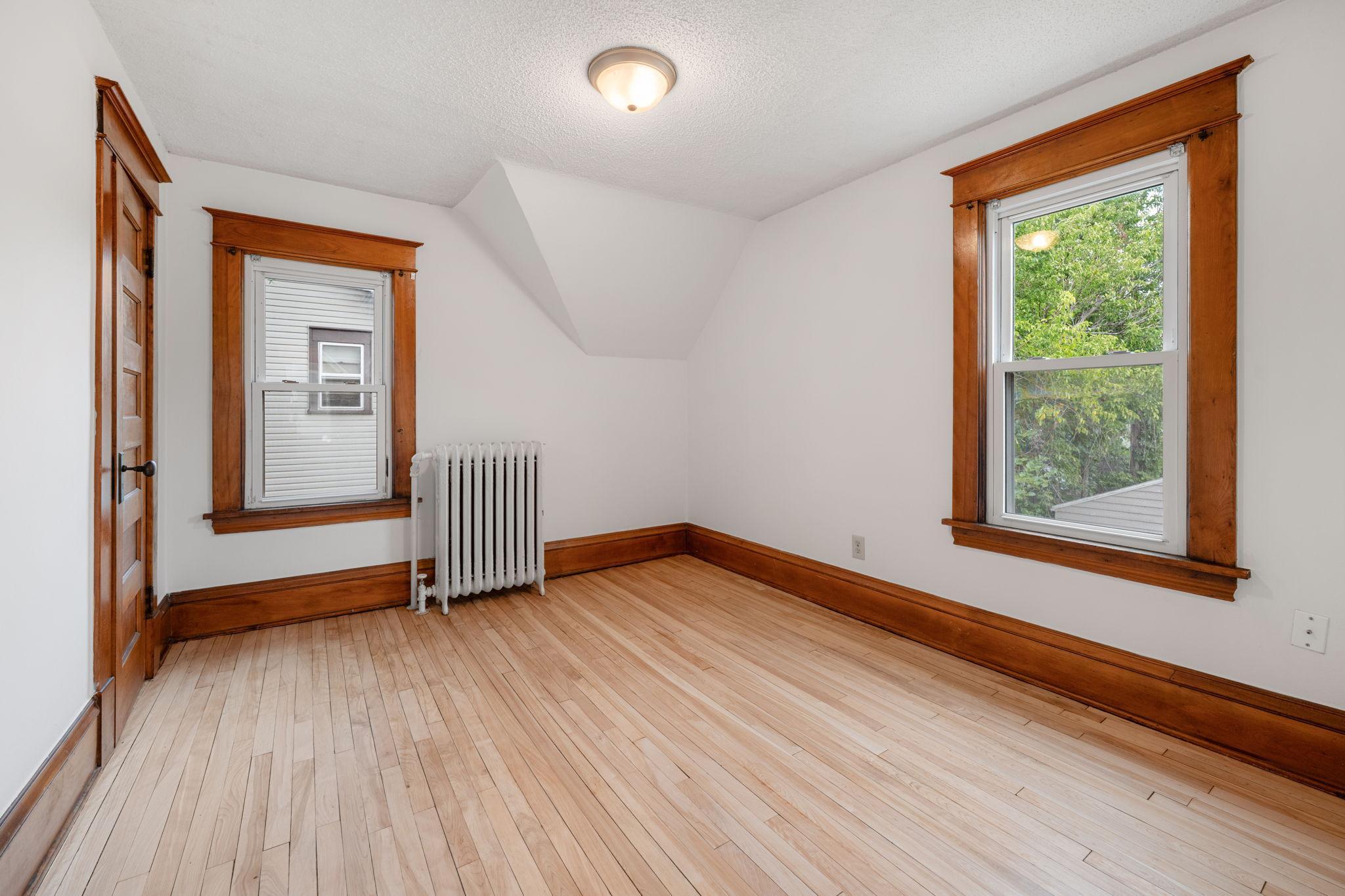 View of Residential at 1557 Lafond Avenue, Saint Paul MN 55104, Saint Paul (25 of 46) - Mike Wilen | Minnesota Team Real Estate