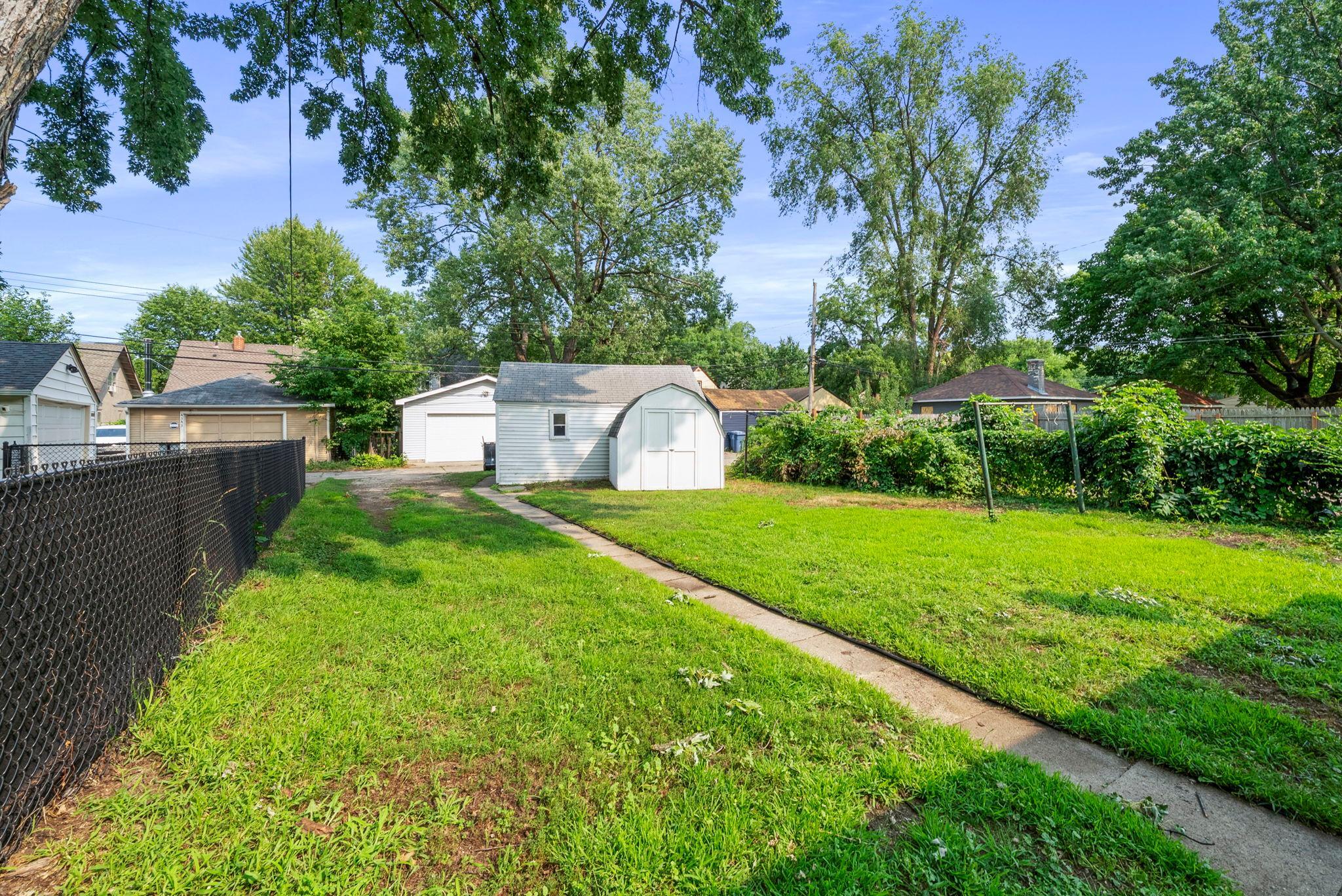 View of Residential at 4338 James Avenue, Minneapolis MN 55412, Minneapolis (17 of 22) - Mike Wilen | Minnesota Team Real Estate
