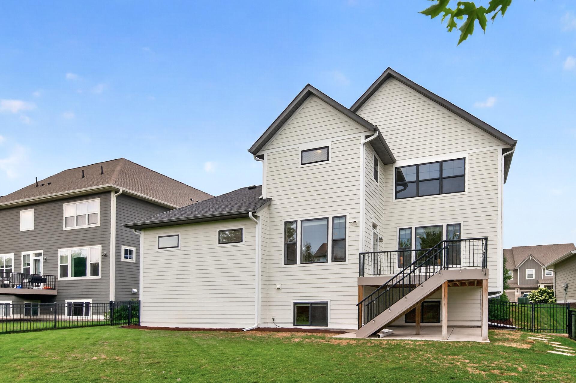 View of Residential at 9960 Arrowwood Trail, Woodbury MN 55129, Woodbury (52 of 63) - Mike Wilen | Minnesota Team Real Estate