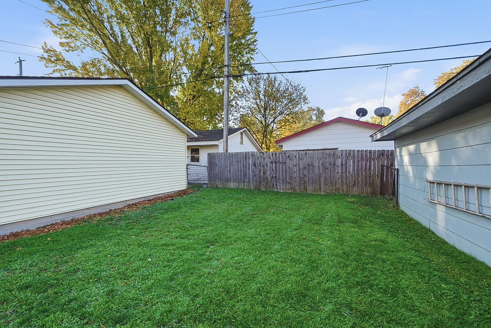 View of Residential at 1220 43 1/2 Avenue, Columbia Heights MN 55421, Columbia Heights (46 of 53) - Mike Wilen | Minnesota Team Real Estate