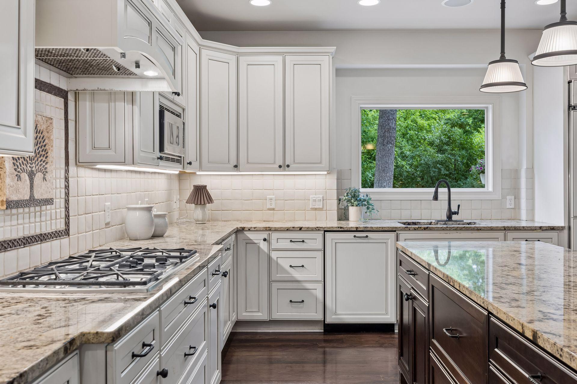View of Residential at 2647 Plymouth Road, Minnetonka MN 55305, Minnetonka (13 of 39) - Mike Wilen | Minnesota Team Real Estate