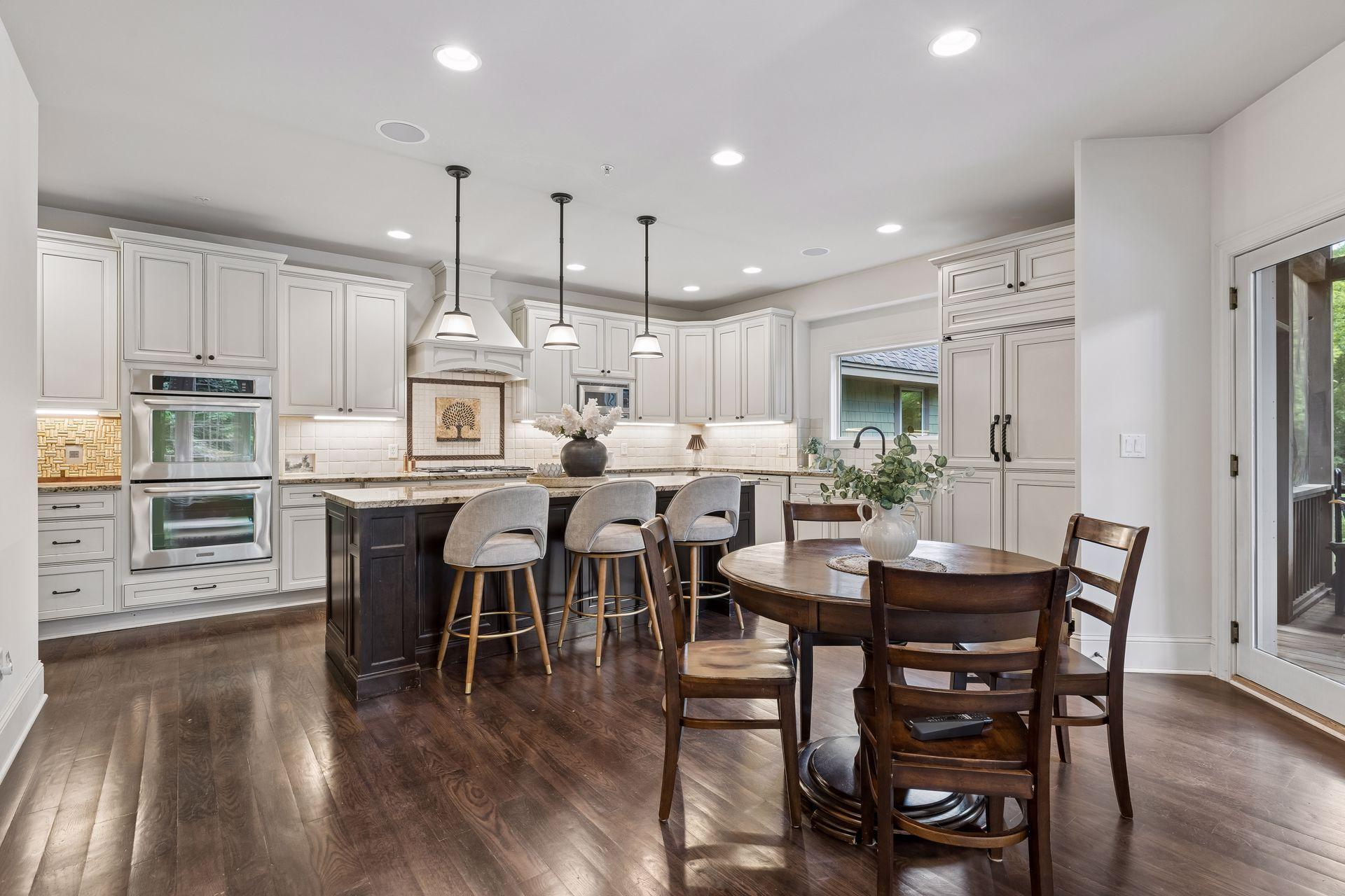 View of Residential at 2647 Plymouth Road, Minnetonka MN 55305, Minnetonka (14 of 39) - Mike Wilen | Minnesota Team Real Estate