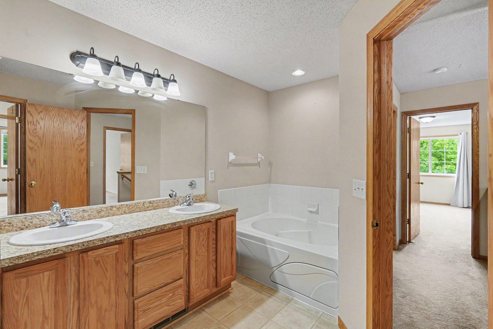 View of Residential at 1495 Riverpointe Road #F, Watertown MN 55388, Watertown (21 of 26) - Mike Wilen | Minnesota Team Real Estate