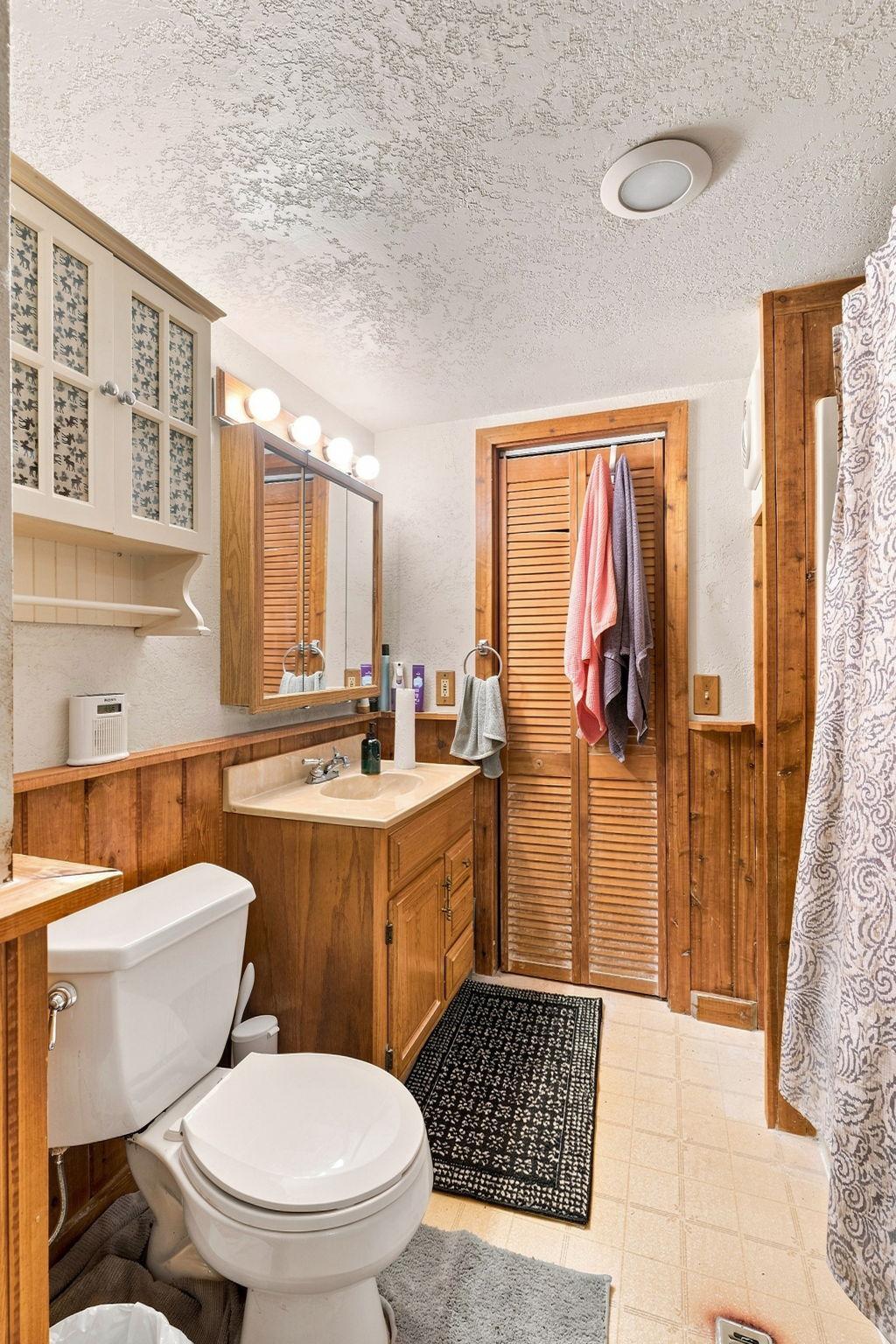 View of Land at TBD Highwood Drive, Minnetonka MN 55345, Minnetonka (17 of 36) - Mike Wilen | Minnesota Team Real Estate