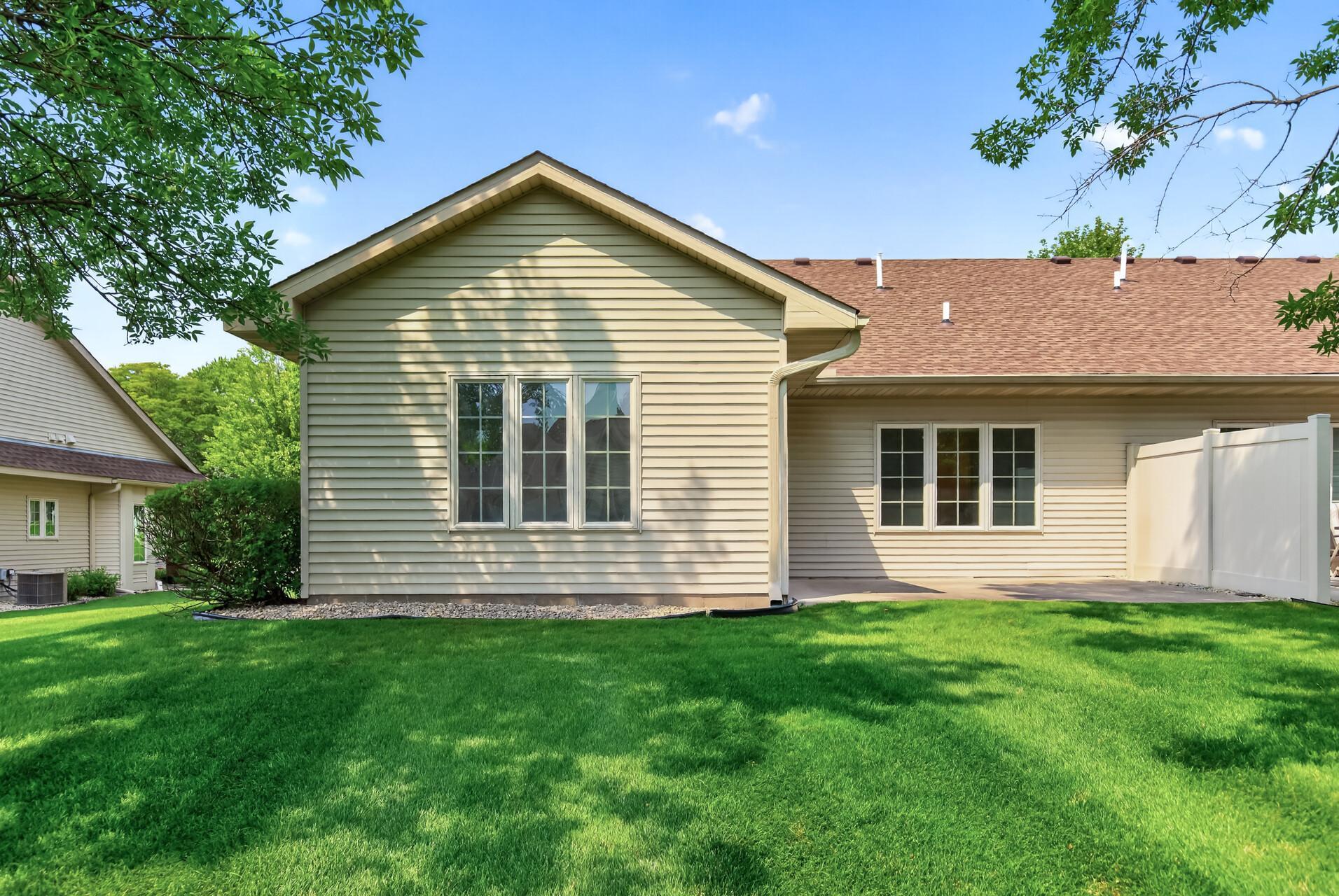 View of Residential at 6801 24th Street, Oakdale MN 55128, Oakdale (28 of 29) - Mike Wilen | Minnesota Team Real Estate