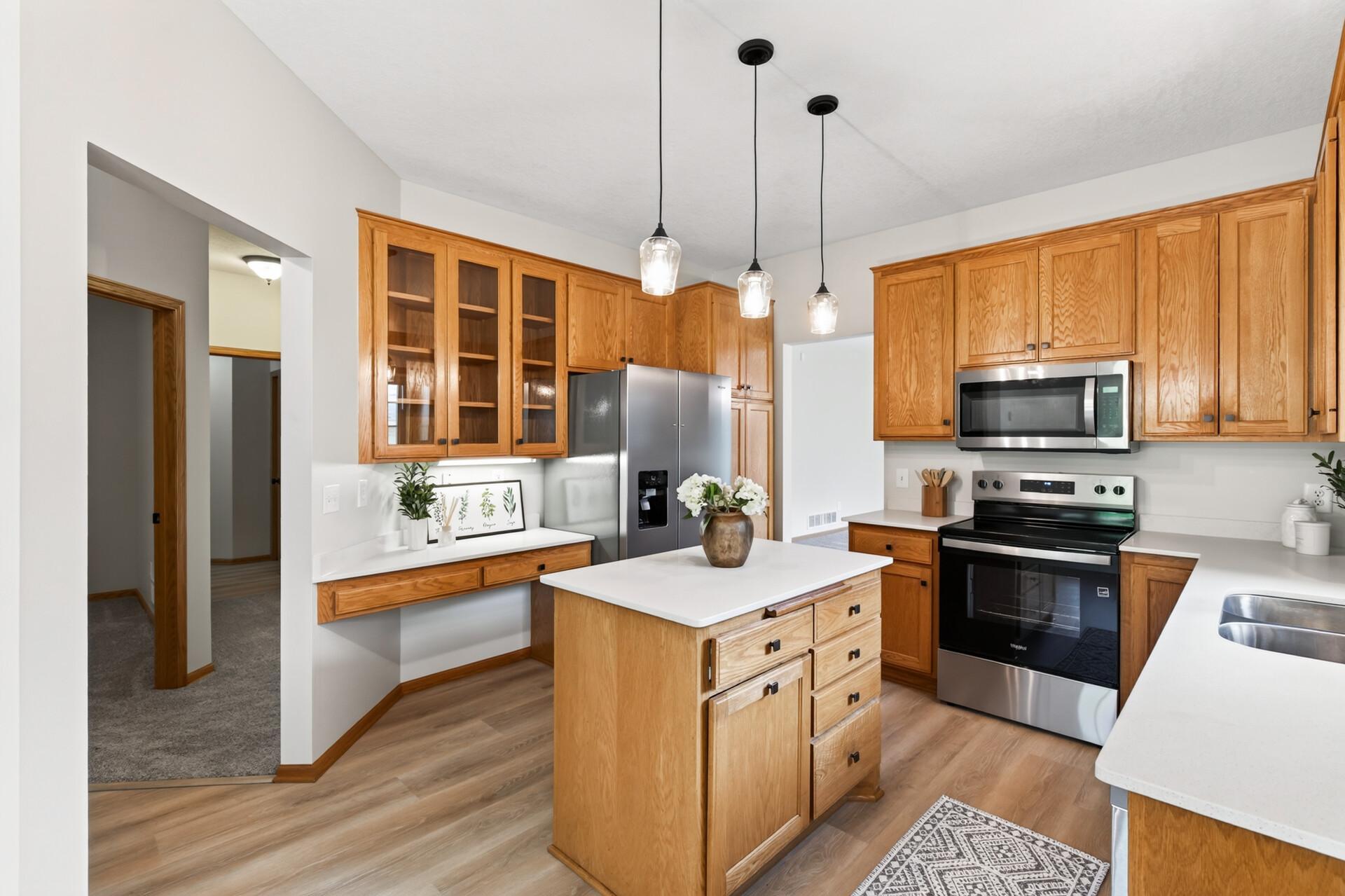 View of Residential at 6801 24th Street, Oakdale MN 55128, Oakdale (5 of 29) - Mike Wilen | Minnesota Team Real Estate