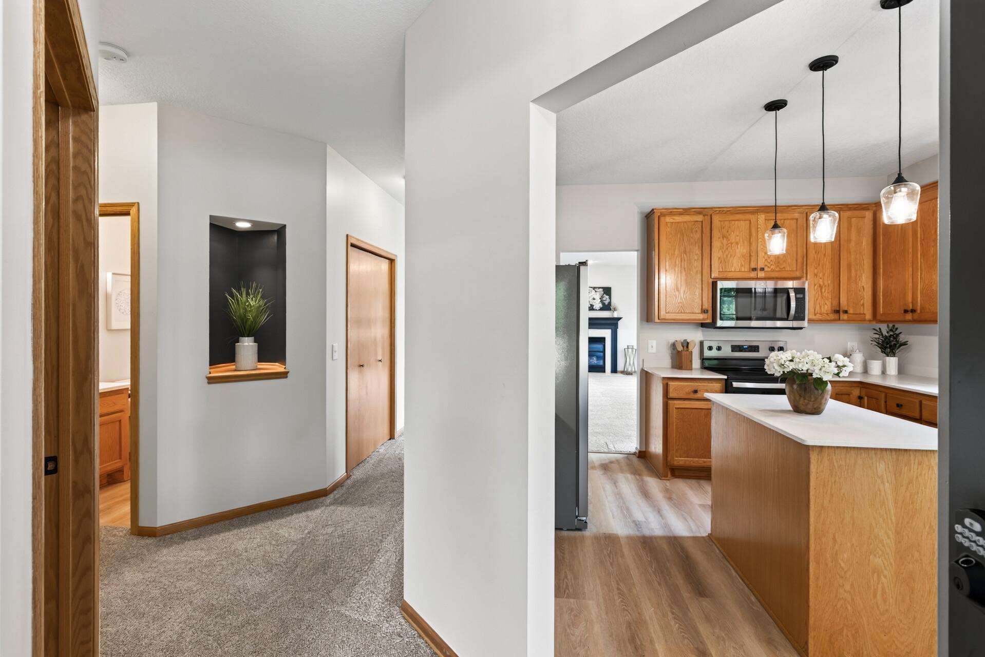 View of Residential at 6801 24th Street, Oakdale MN 55128, Oakdale (6 of 29) - Mike Wilen | Minnesota Team Real Estate