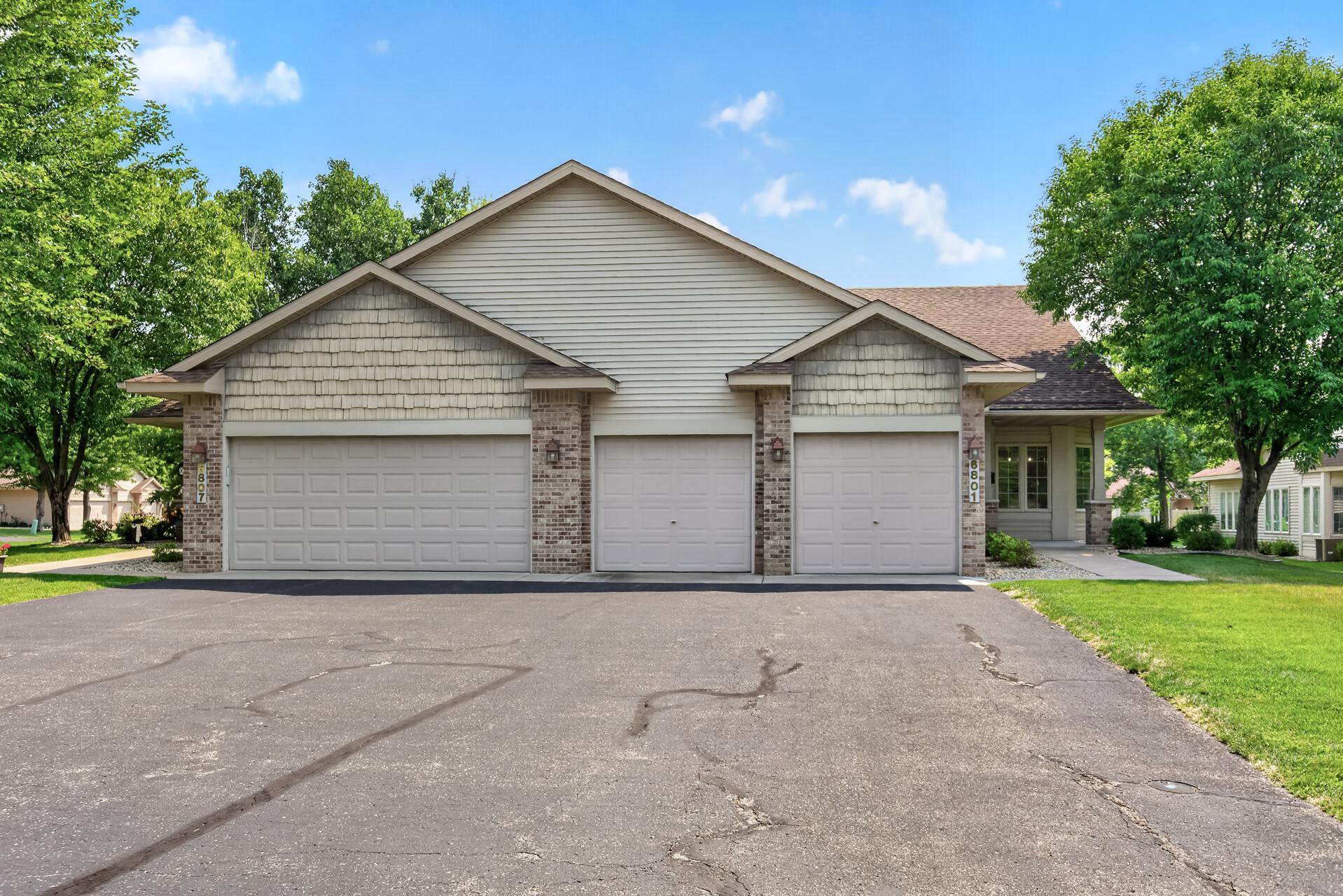 View of Residential at 6801 24th Street, Oakdale MN 55128, Oakdale (2 of 29) - Mike Wilen | Minnesota Team Real Estate