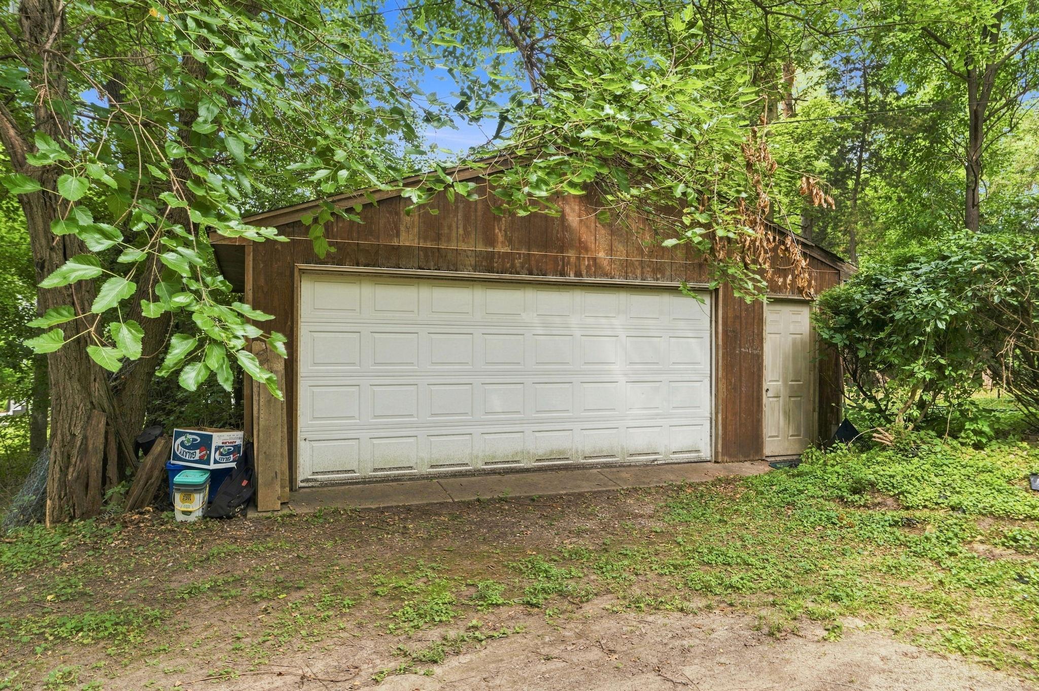 View of Residential at 15320 Highwood Drive, Minnetonka MN 55345, Minnetonka (33 of 36) - Mike Wilen | Minnesota Team Real Estate