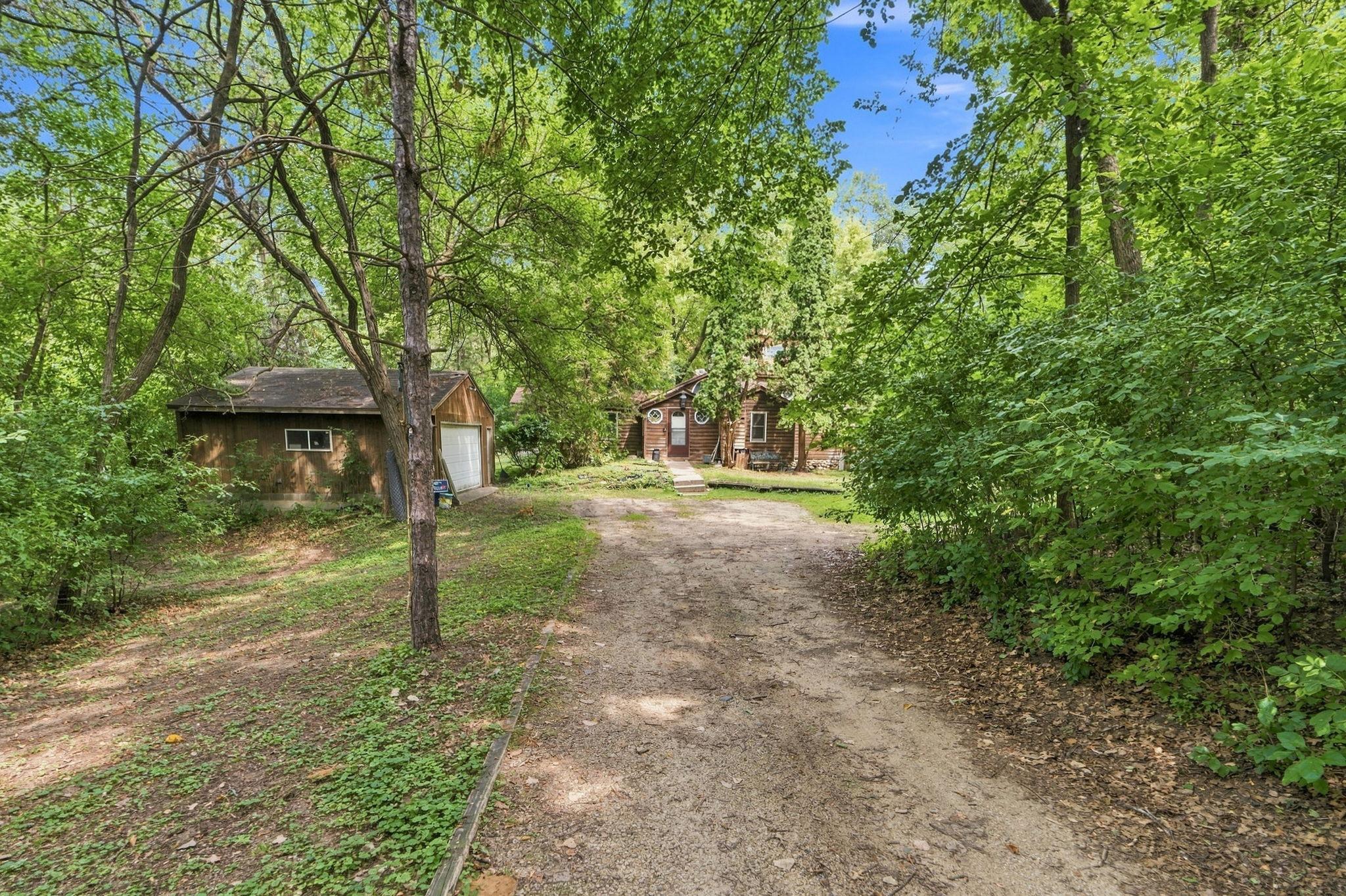 View of Residential at 15320 Highwood Drive, Minnetonka MN 55345, Minnetonka (32 of 36) - Mike Wilen | Minnesota Team Real Estate