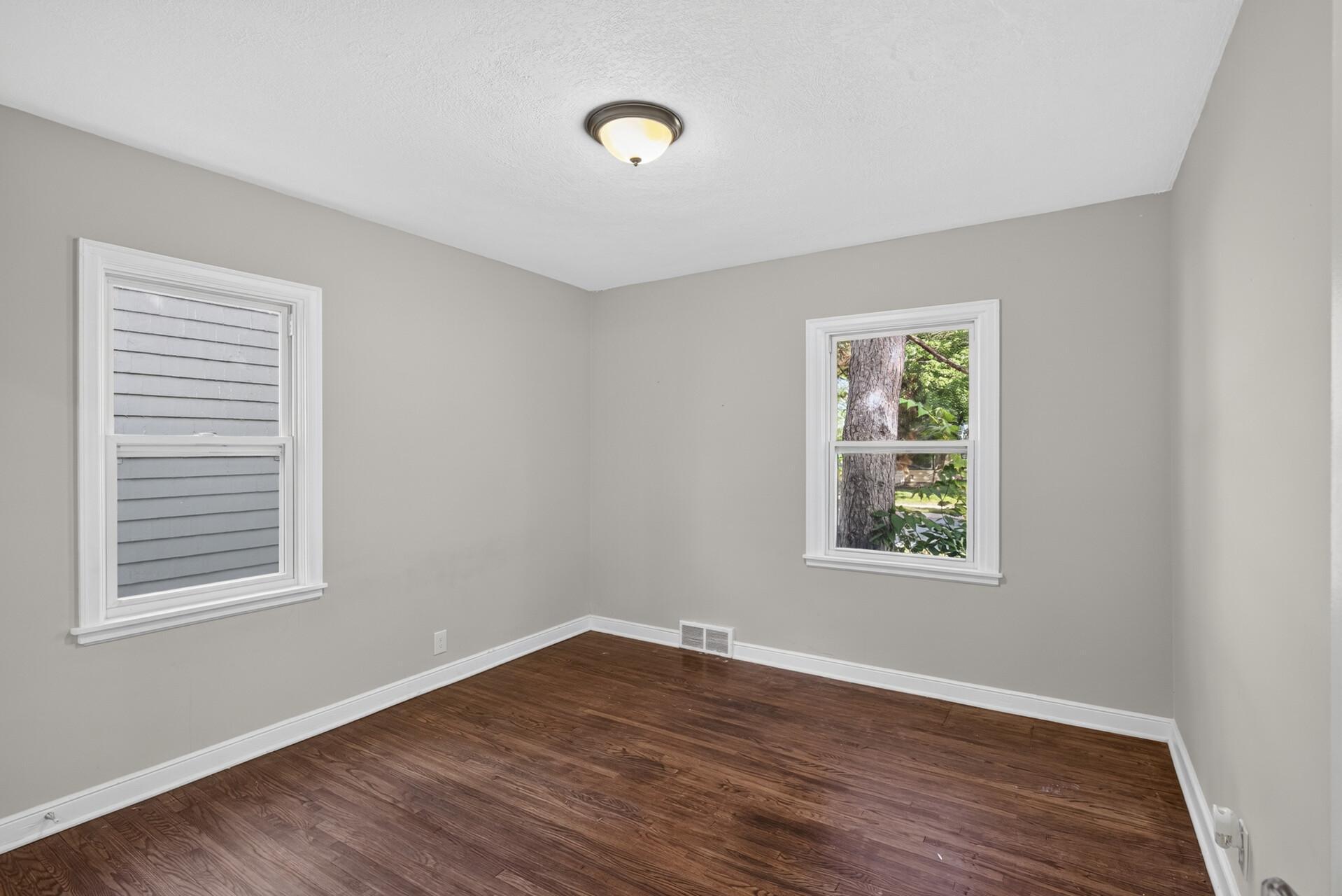 View of Residential at 5504 41st Avenue, Minneapolis MN 55417, Minneapolis (28 of 42) - Mike Wilen | Minnesota Team Real Estate